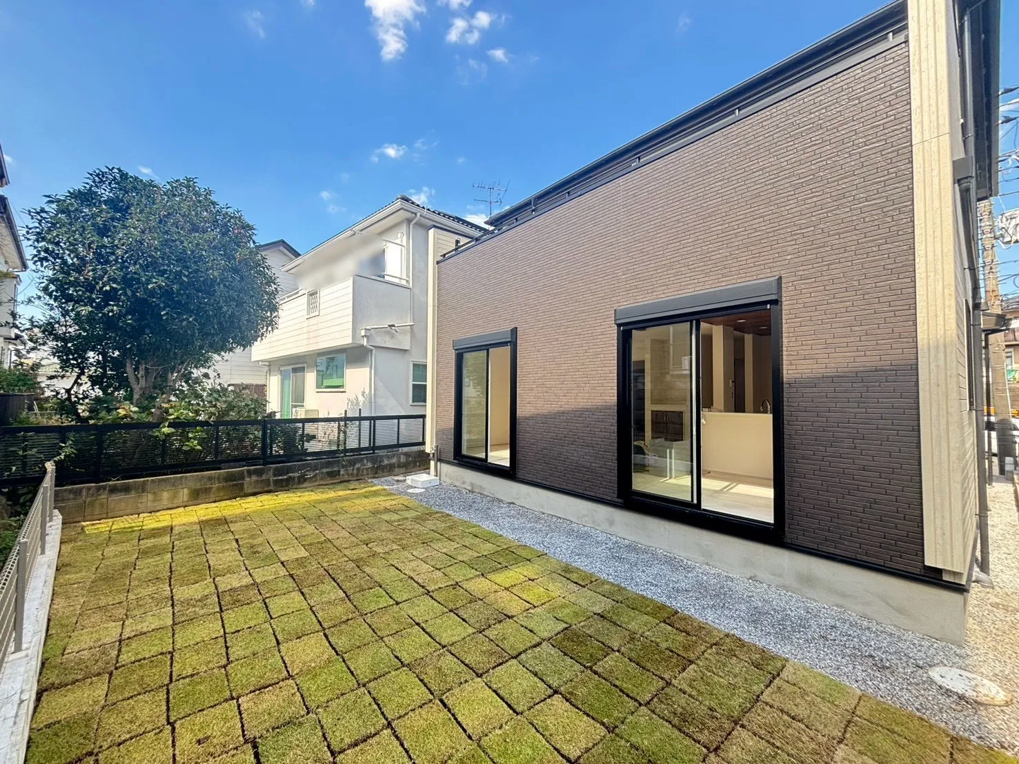 【庭】(2026.10.10撮影)