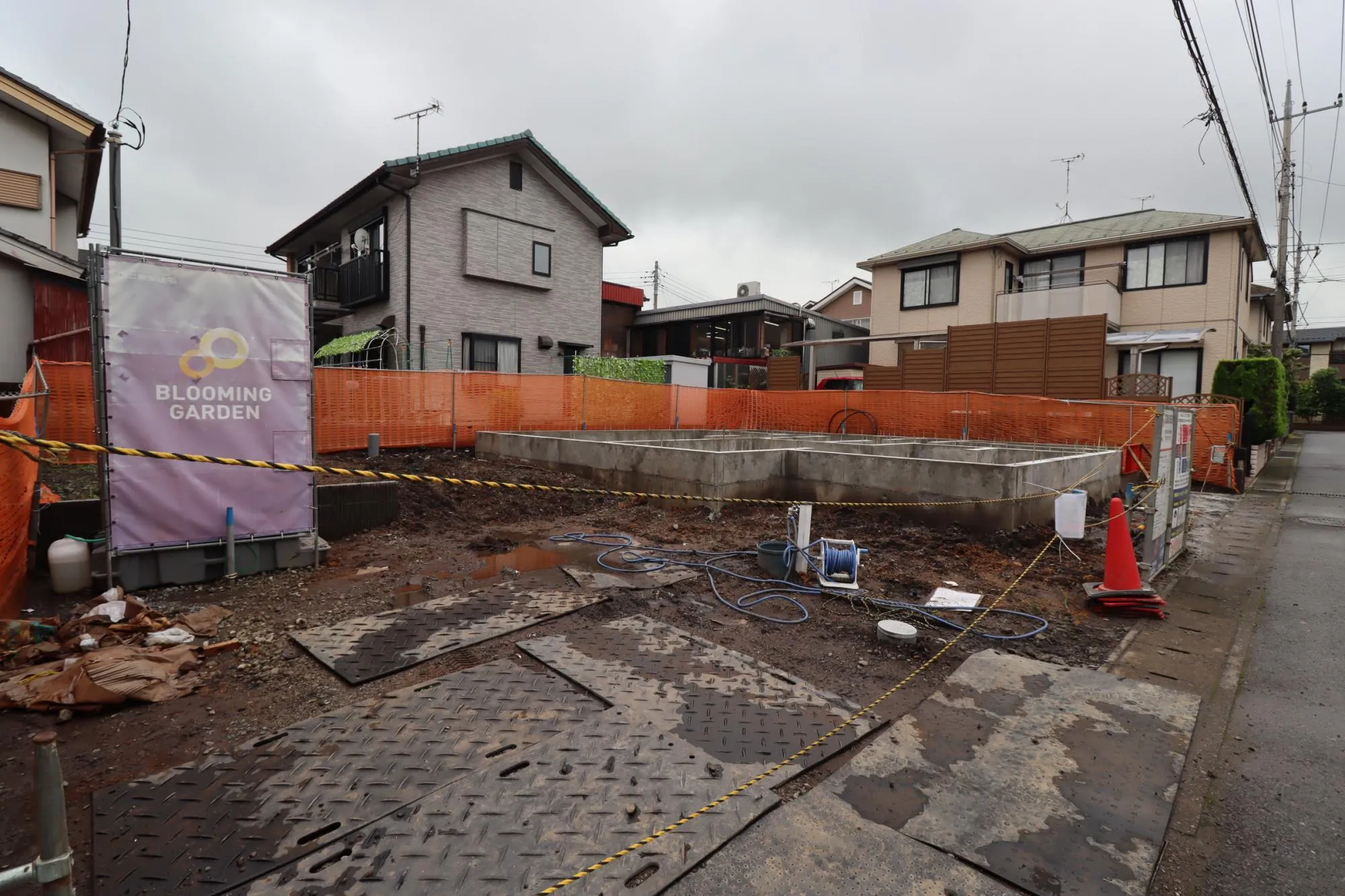 1号棟　外観(基礎工事中)