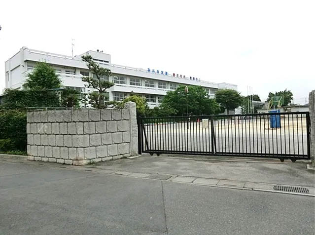 豊春小学校