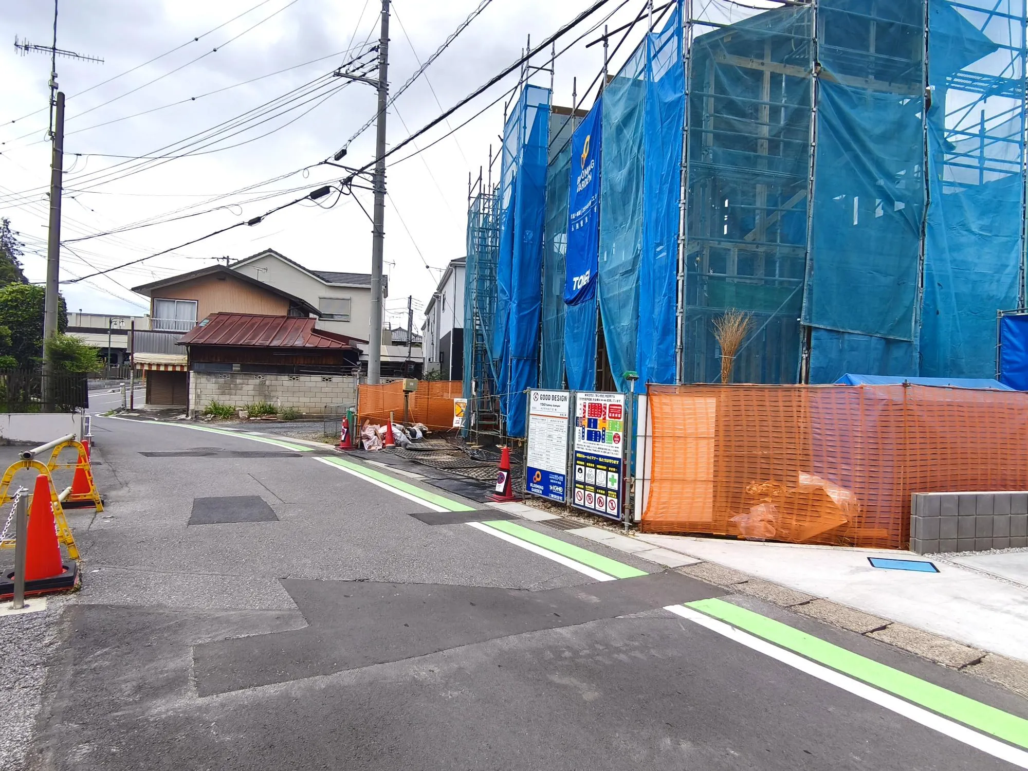 前面道路約4.3~5.0m公道
