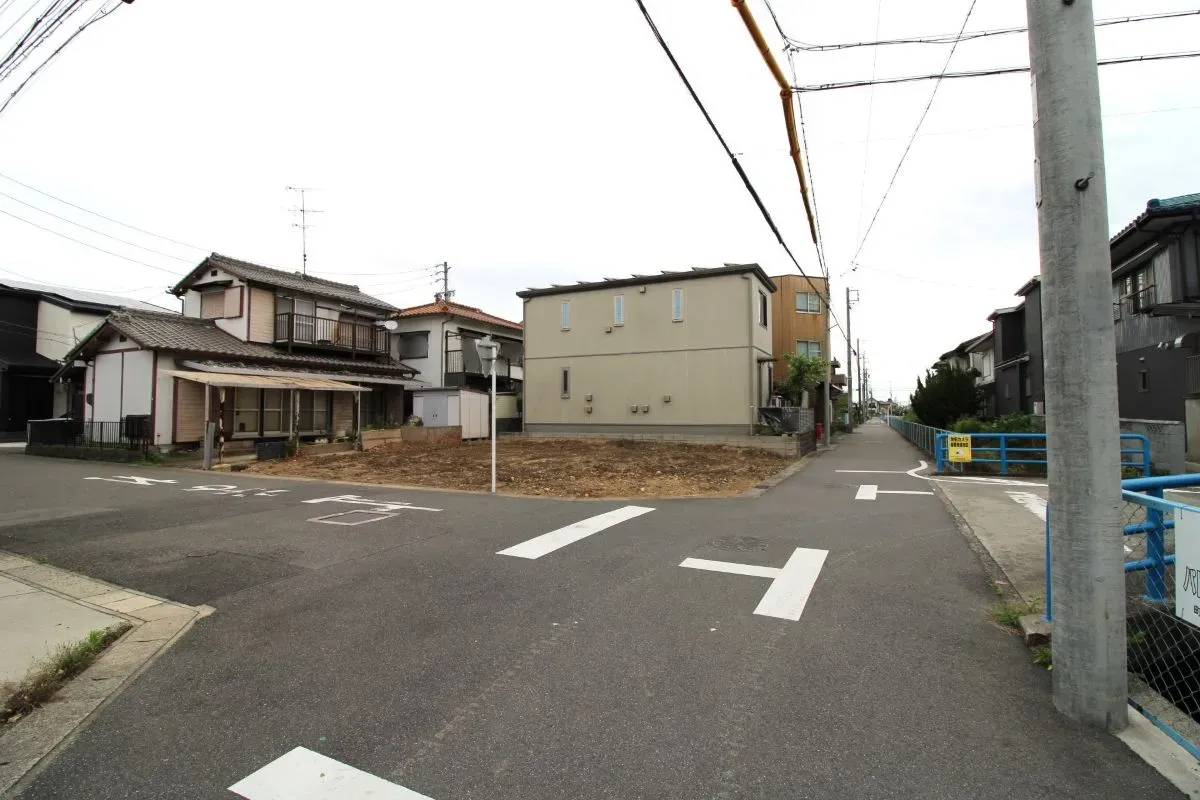 6月22日撮影 南側道路(西→東)