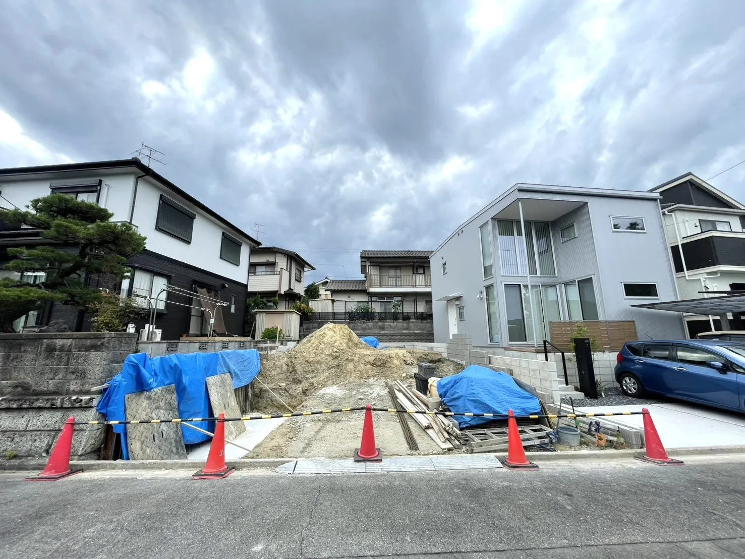 販売現地