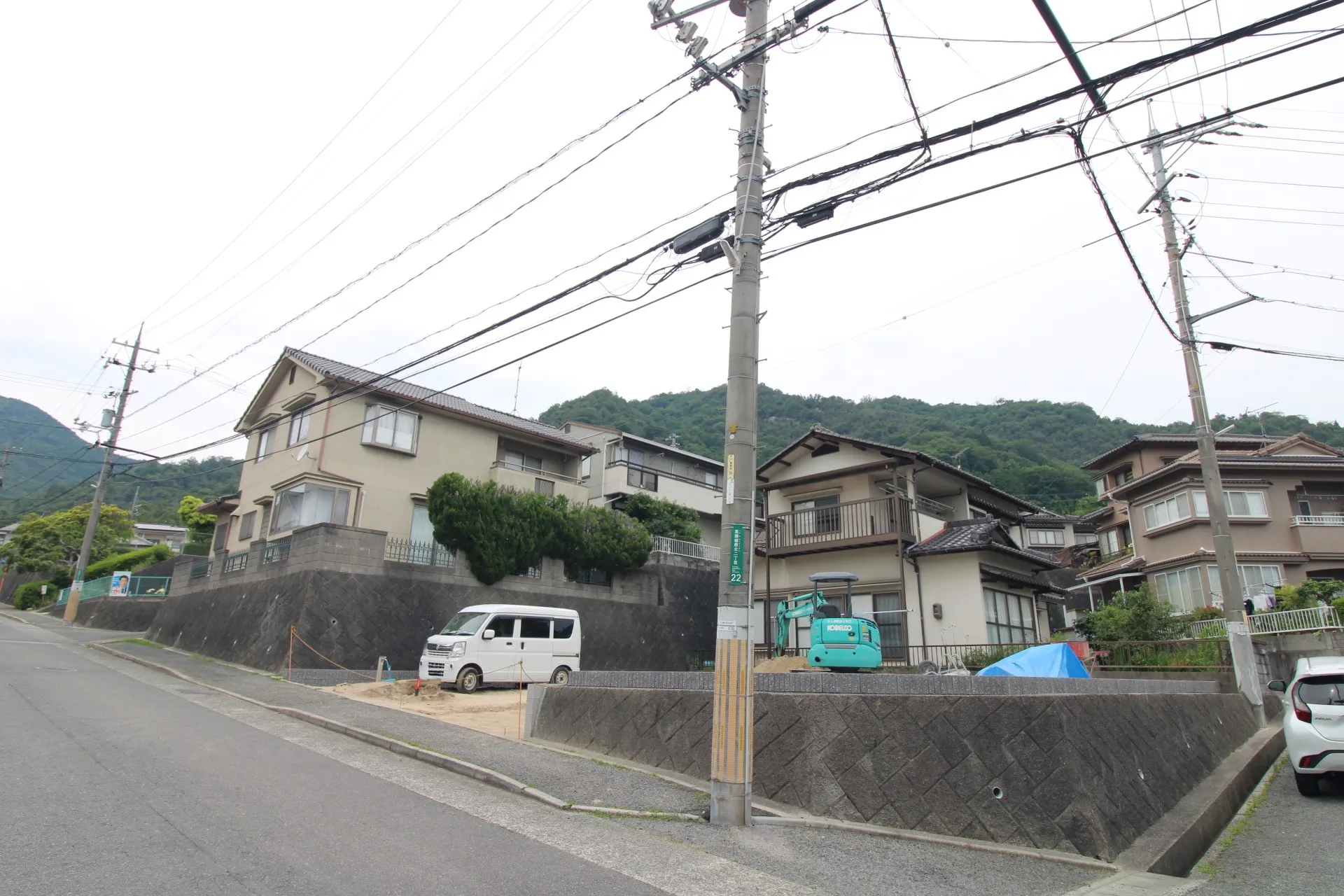 前面道路から見た宅地