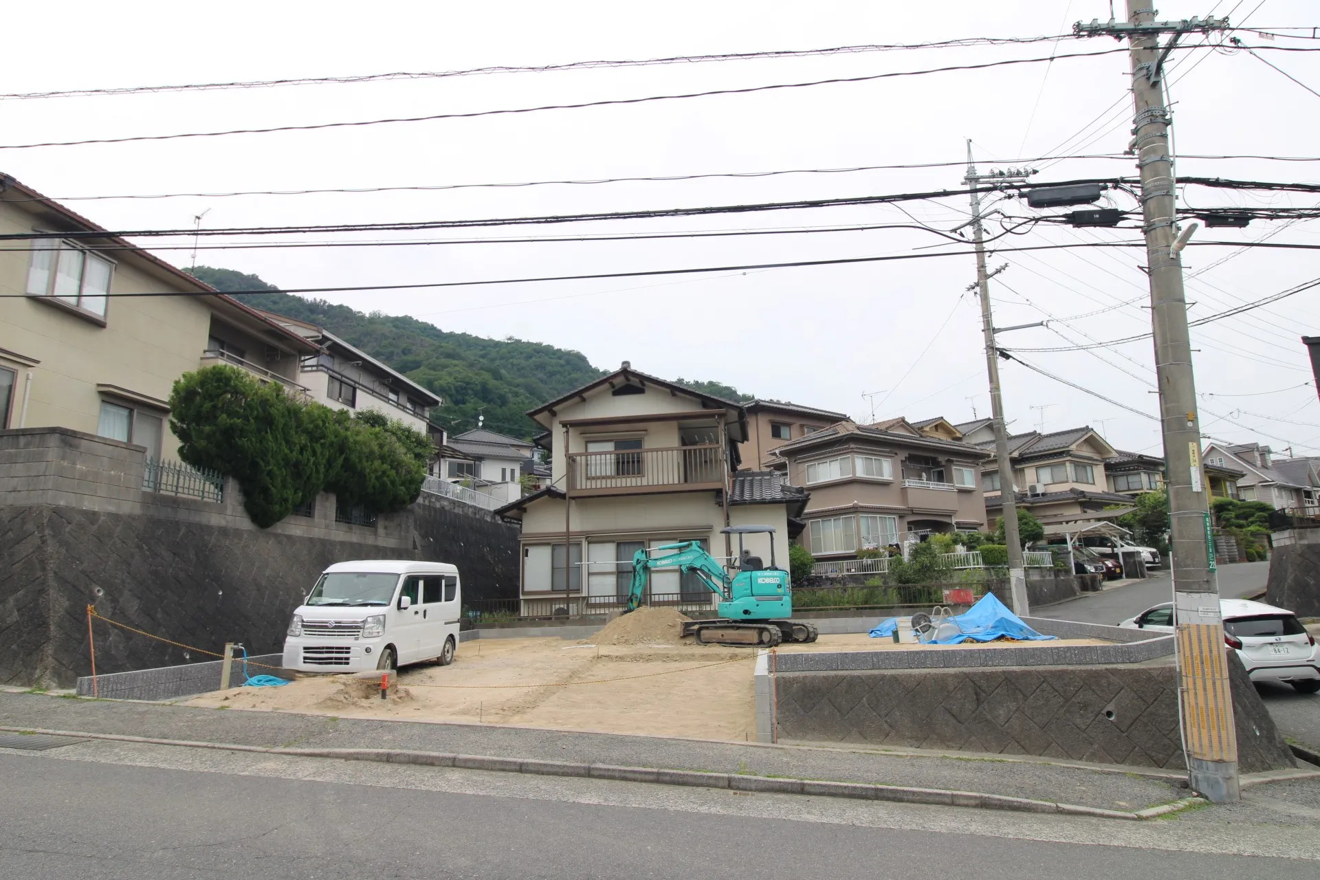 前面道路から見た宅地