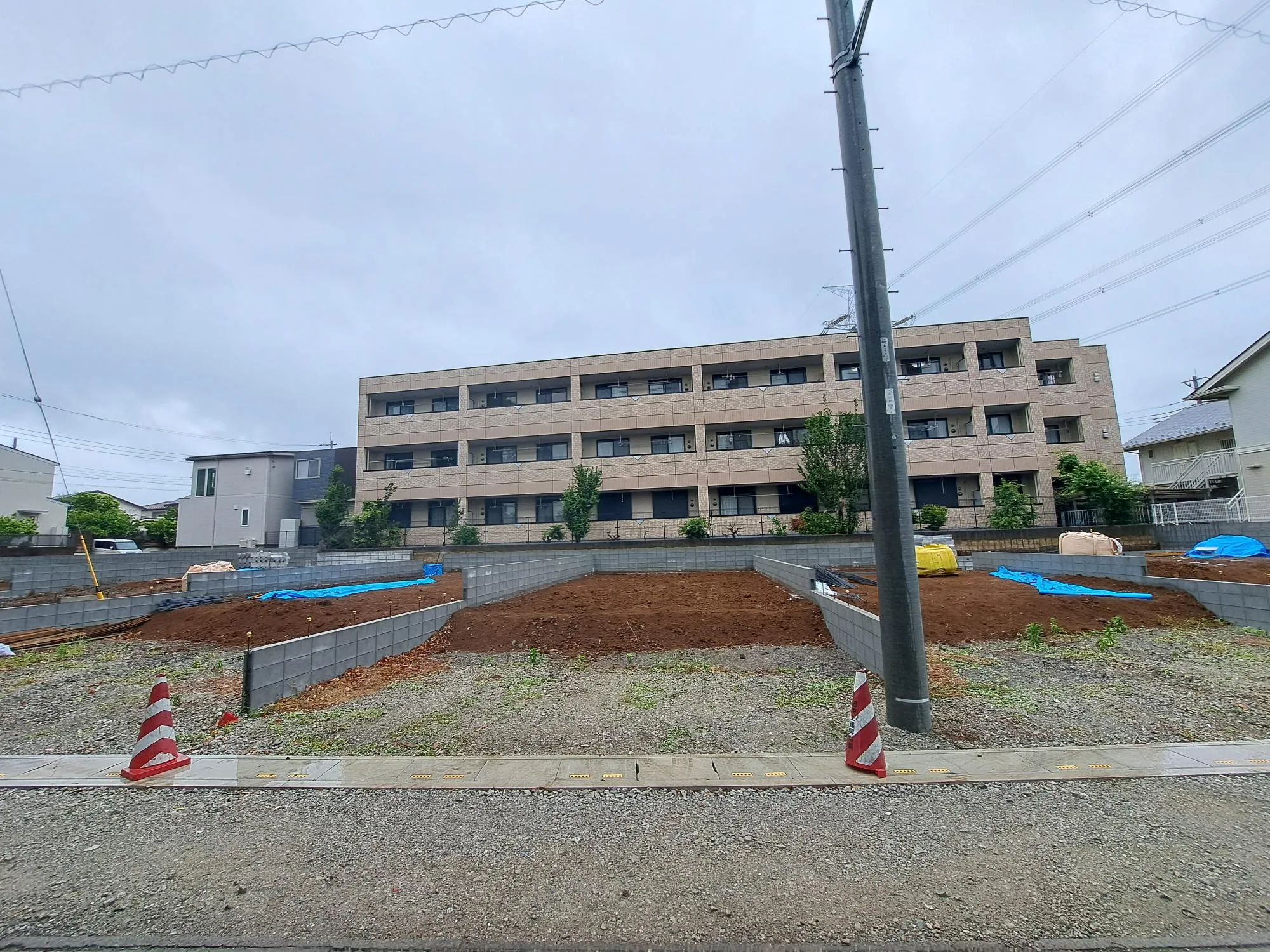 きれいに整備された更地です!これから素敵なお家が建つ予定です☆	
