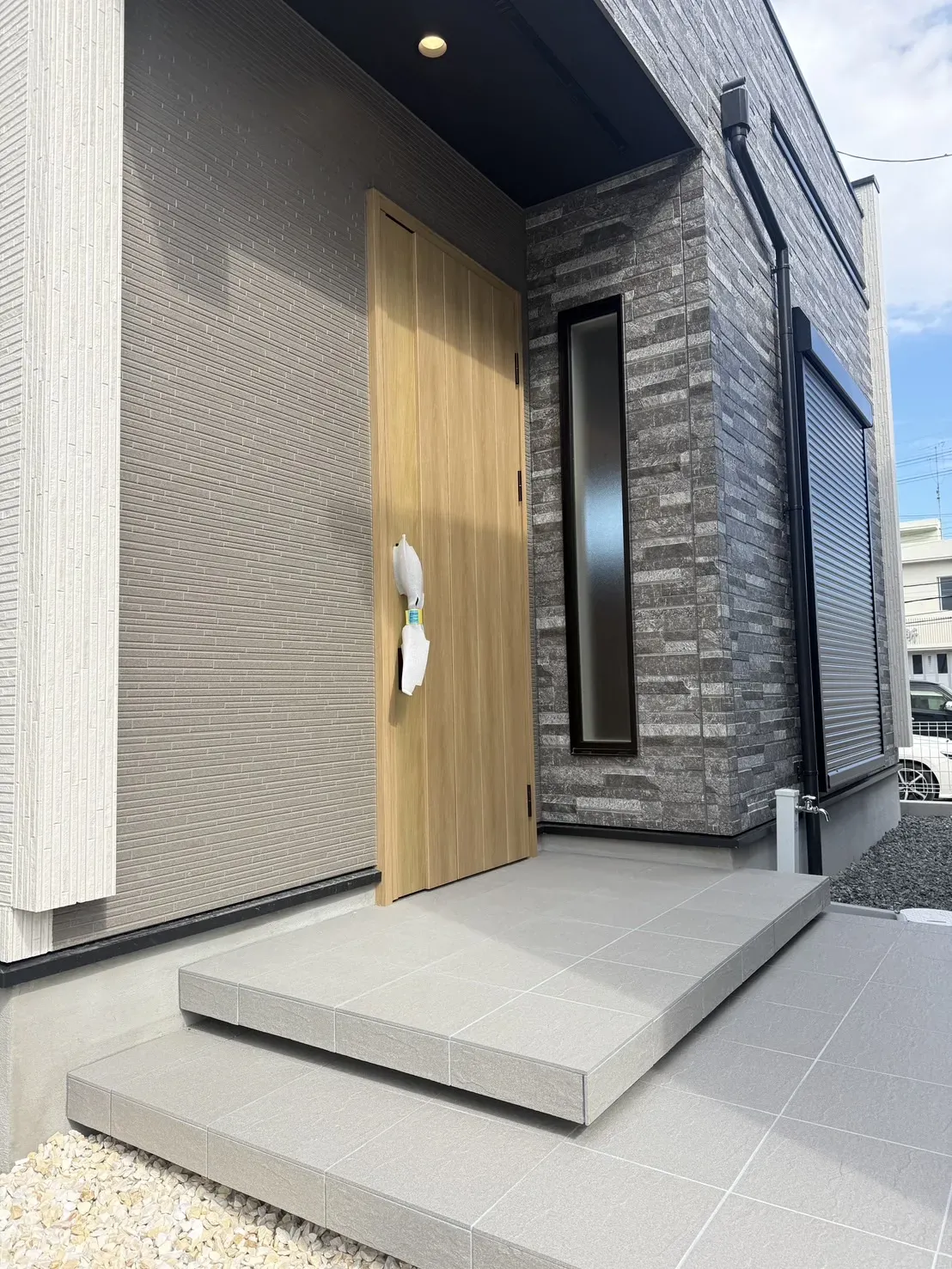 【②号棟玄関】