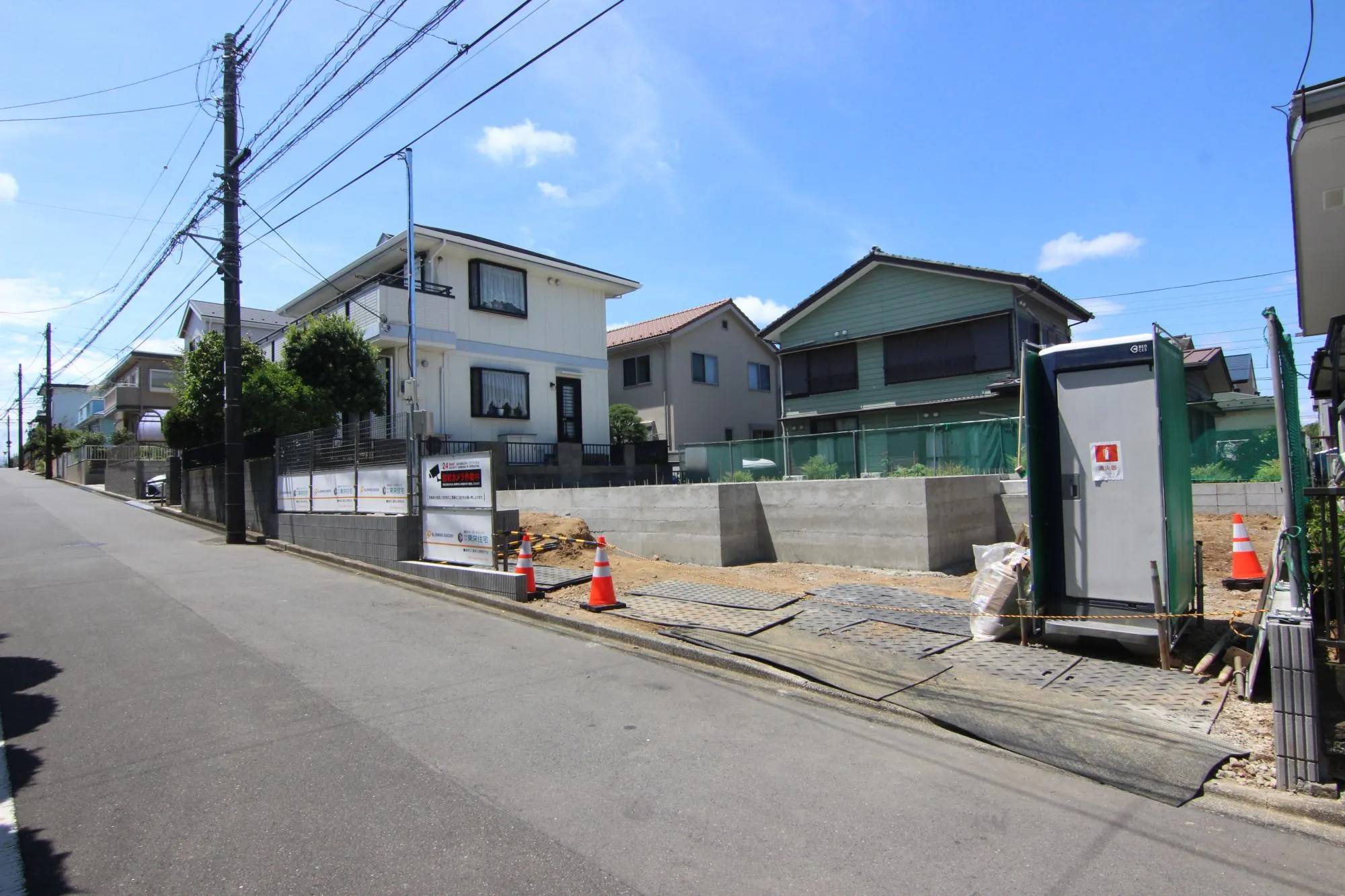 小田急電鉄小田原線,相模鉄道本線 海老名駅までバス16分 国分寺台第12バス停まで徒歩2分