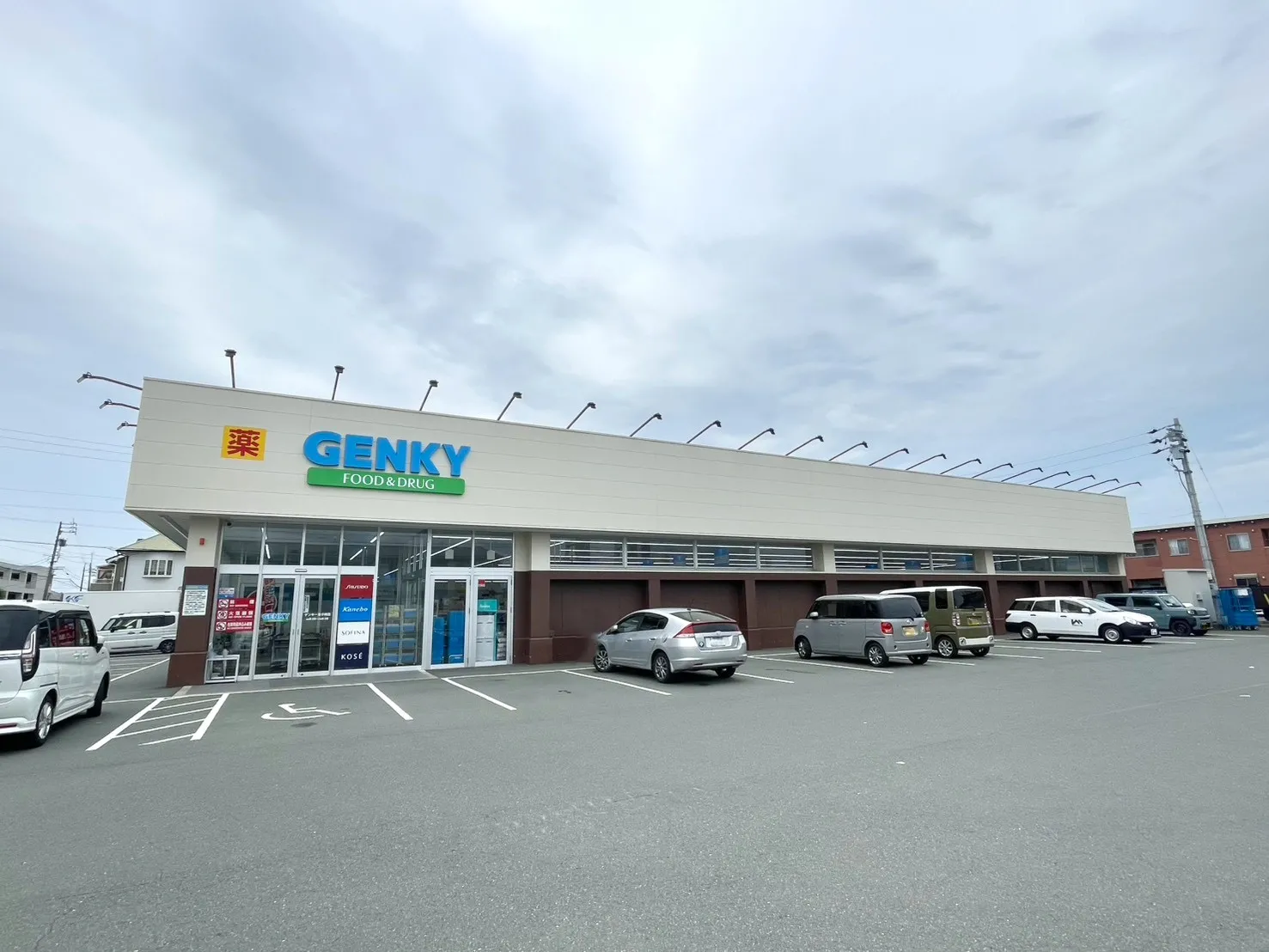ゲンキー北小向店