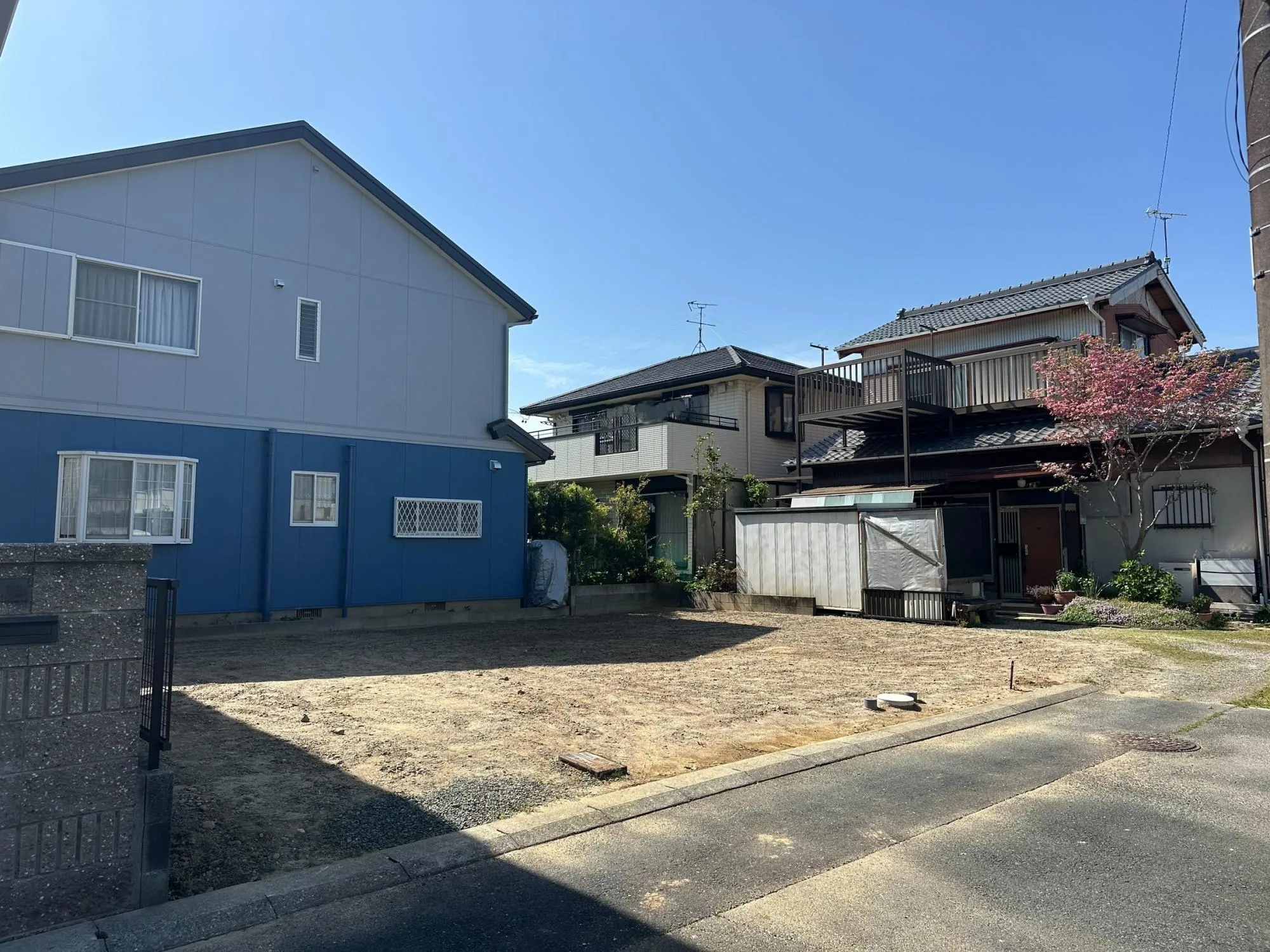 販売現地