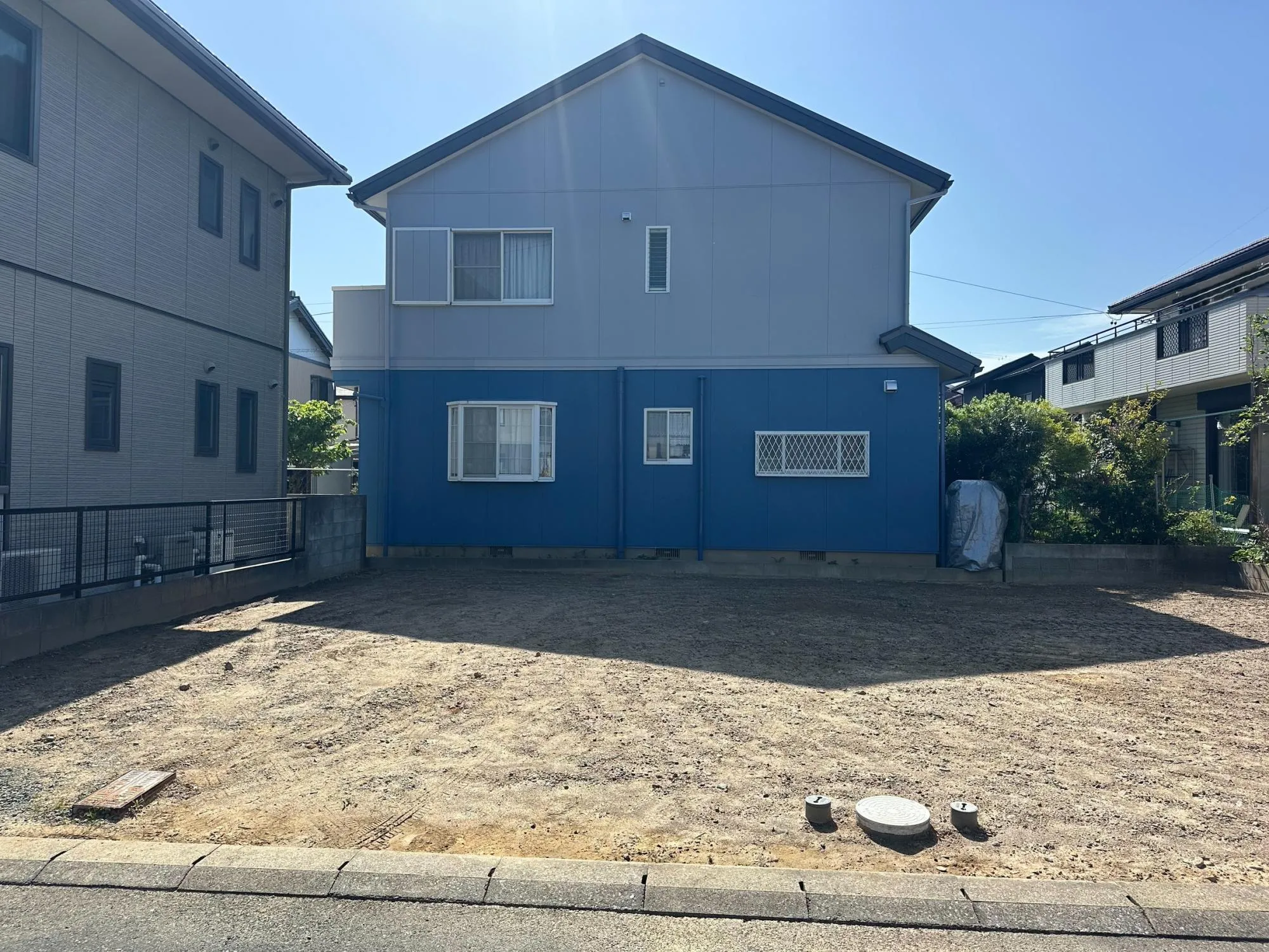 販売現地