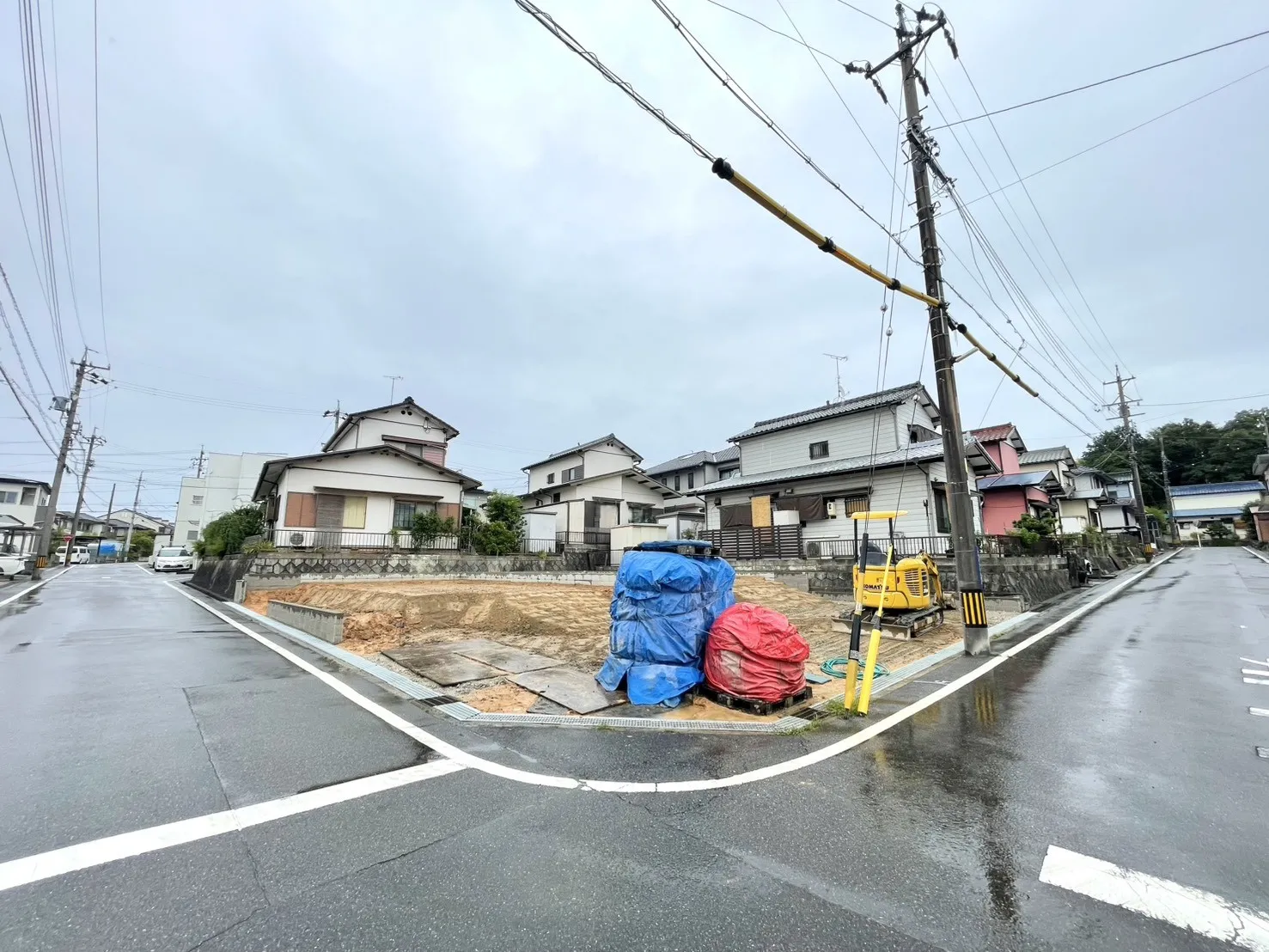 販売現地
