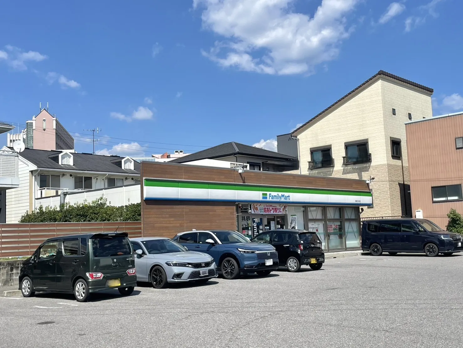 ファミリーマート岡崎元欠町店