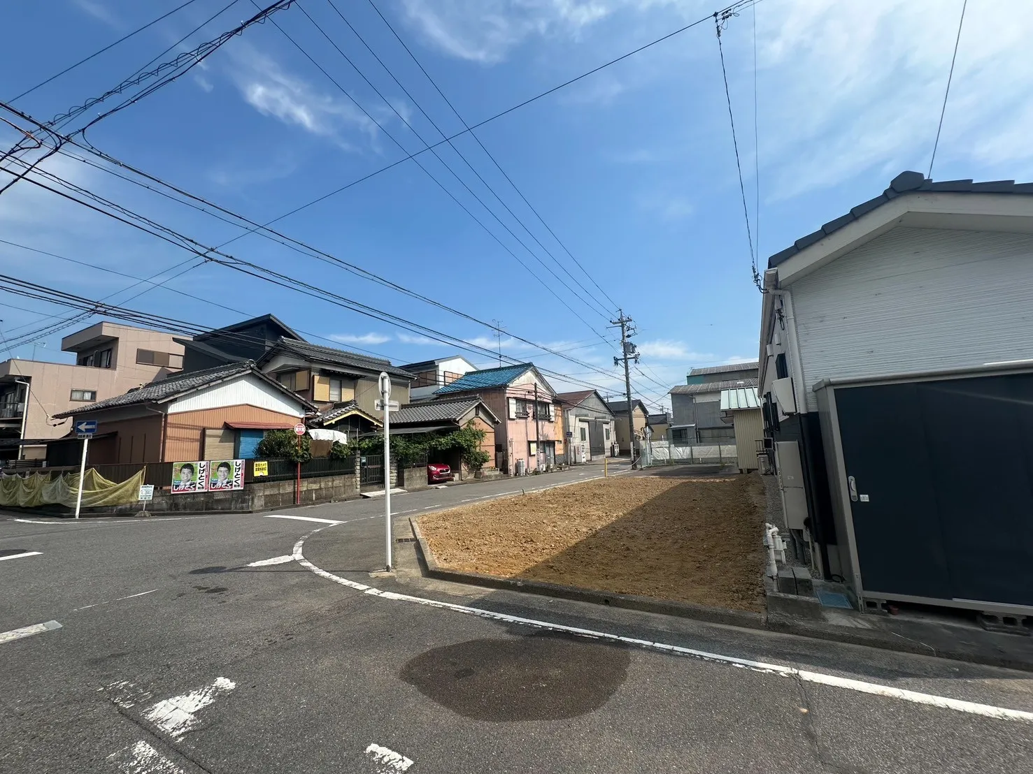 販売現地