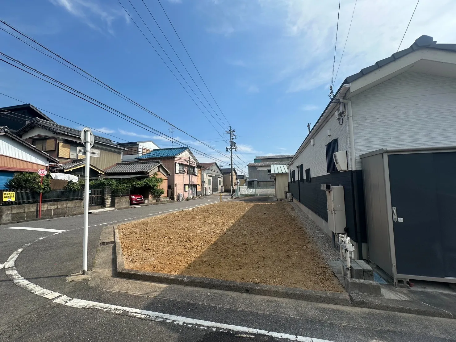 販売現地