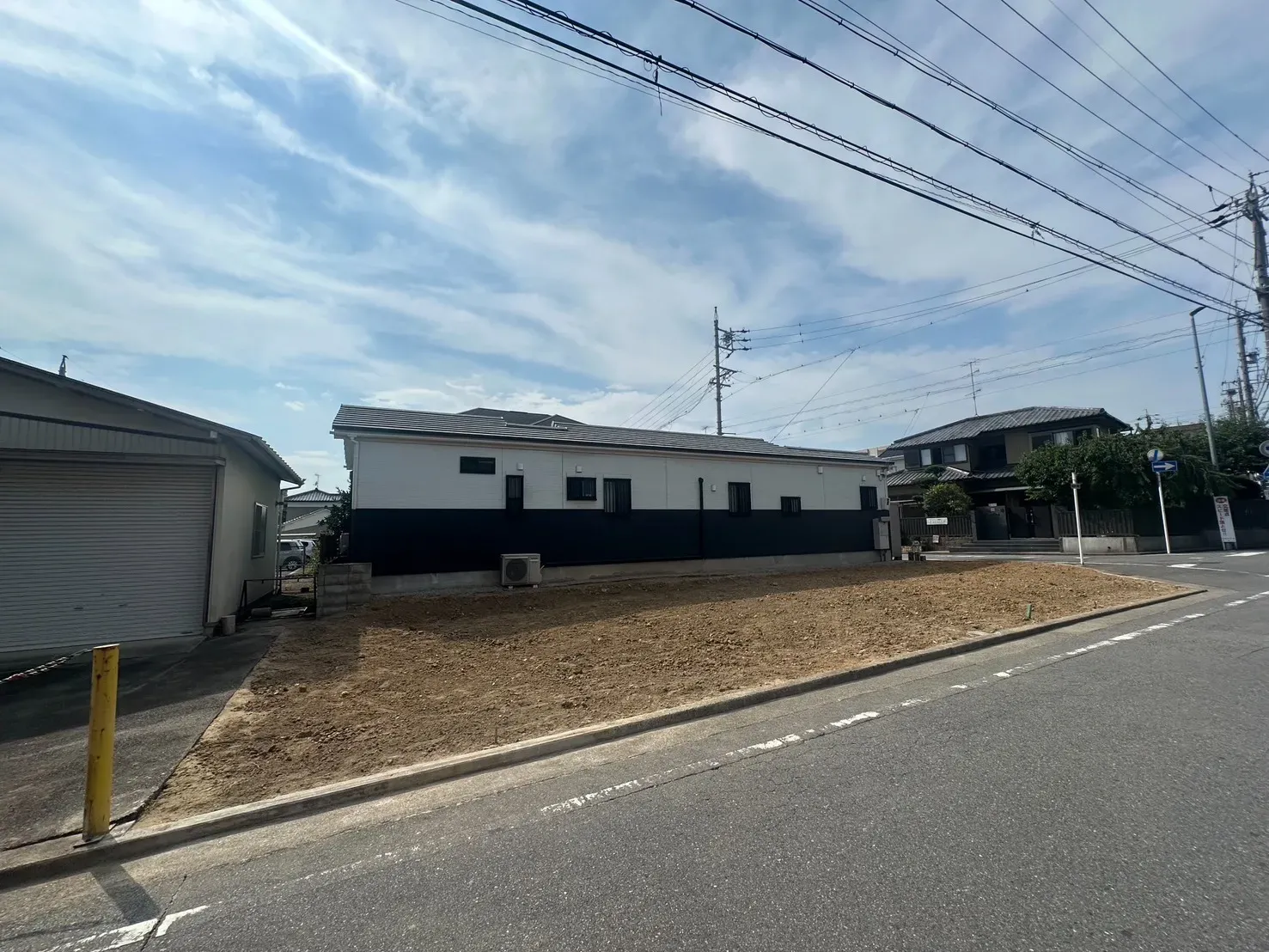 販売現地