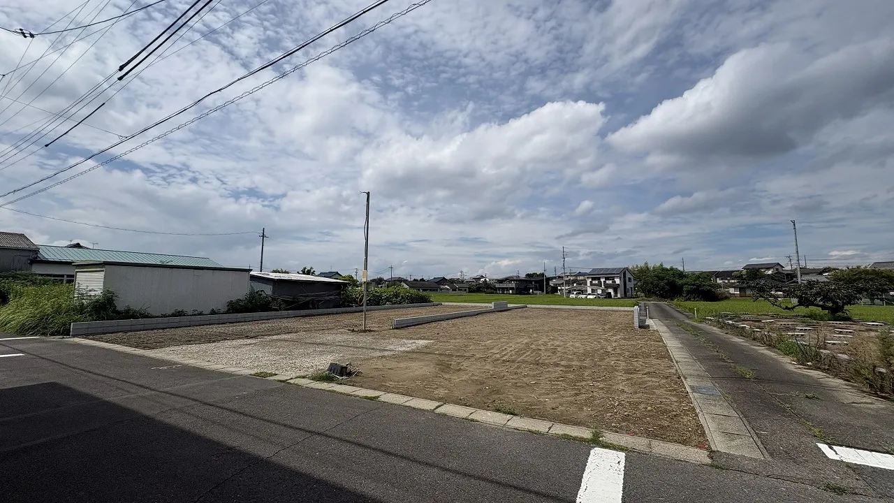 道路含む現地(造成後)