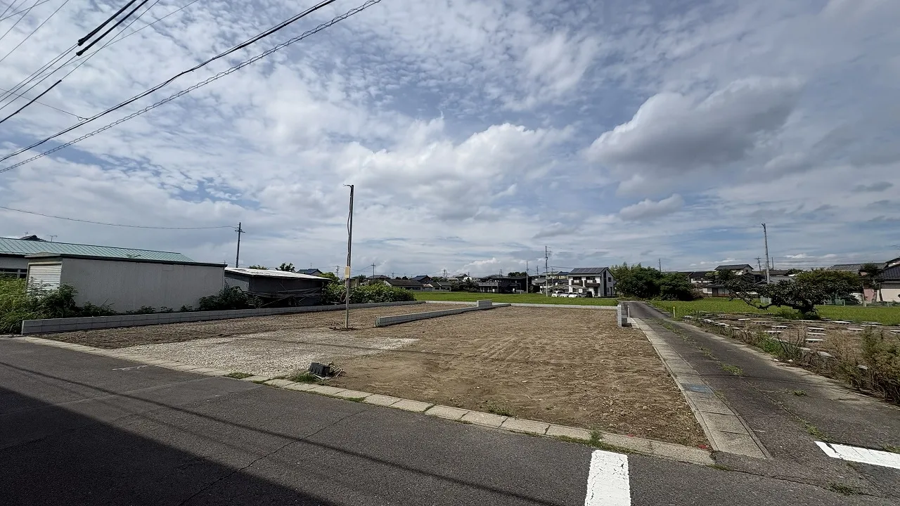 道路含む現地(造成後)
