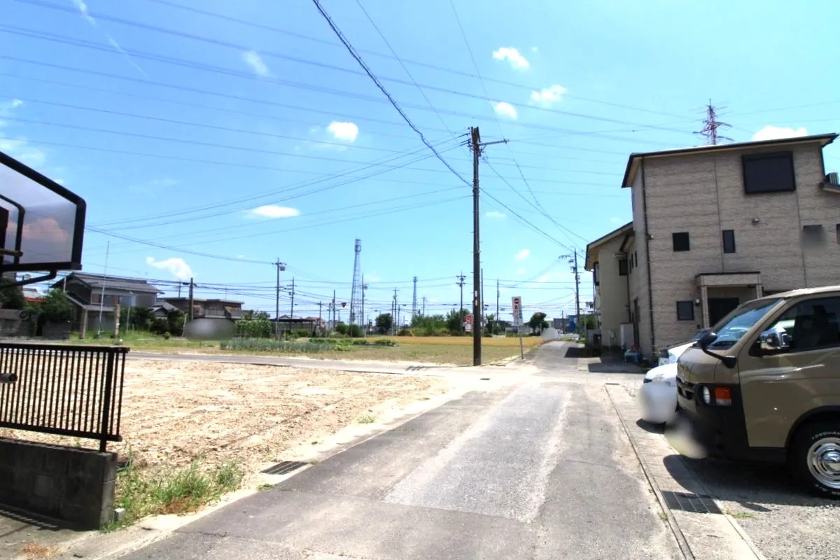 7月17日撮影 南側道路(西→東)