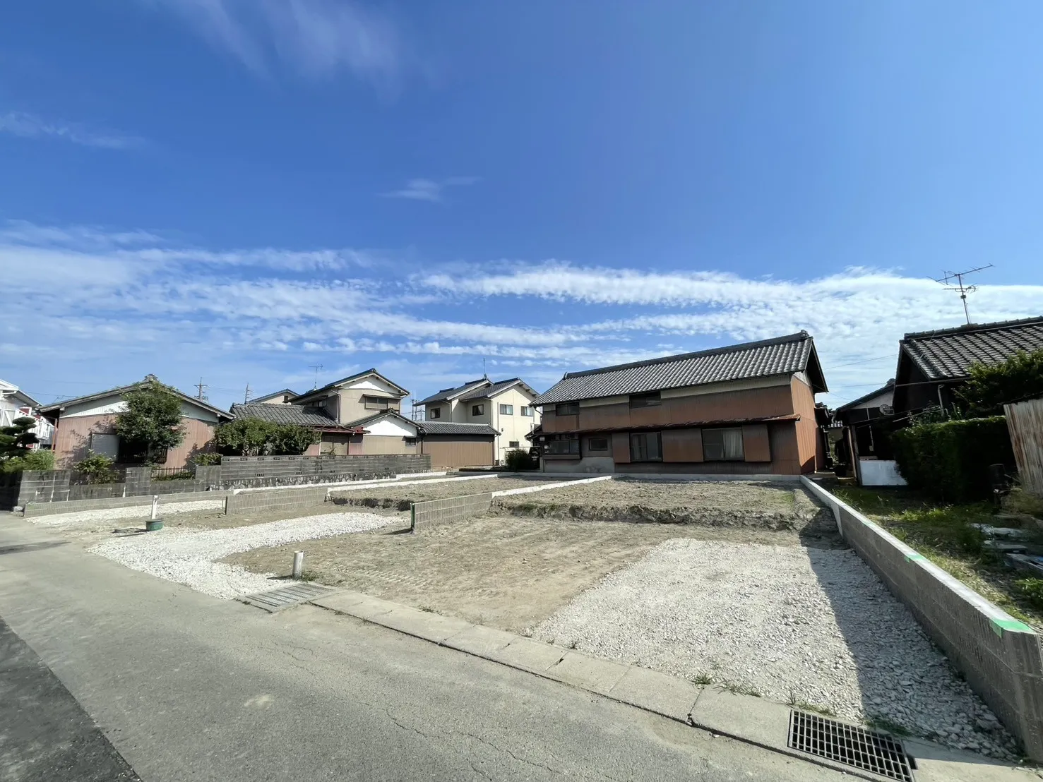 販売現地