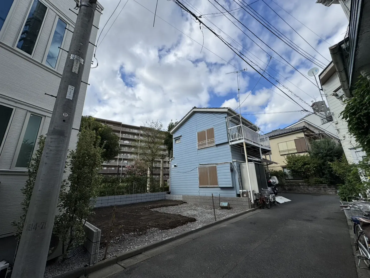 販売現地