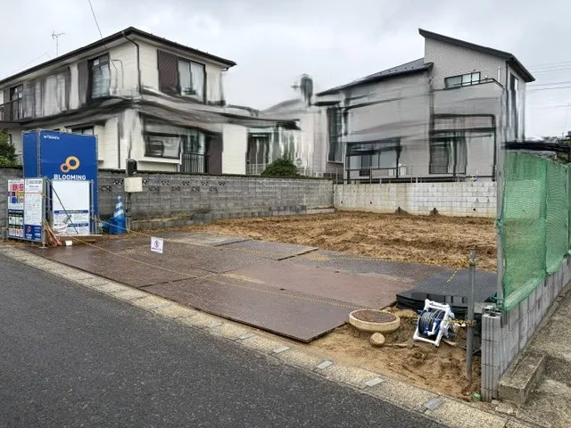 現地