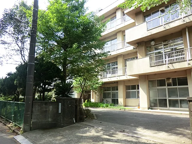 さつきが丘中学校