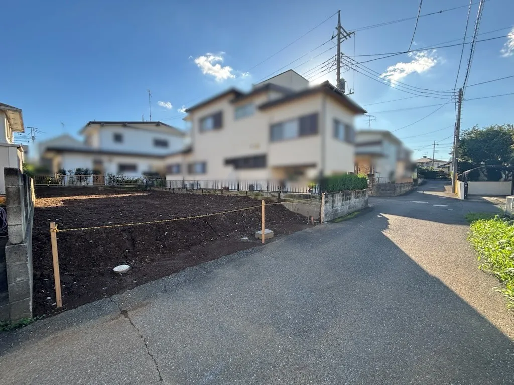 前面道路含む現地土地写真