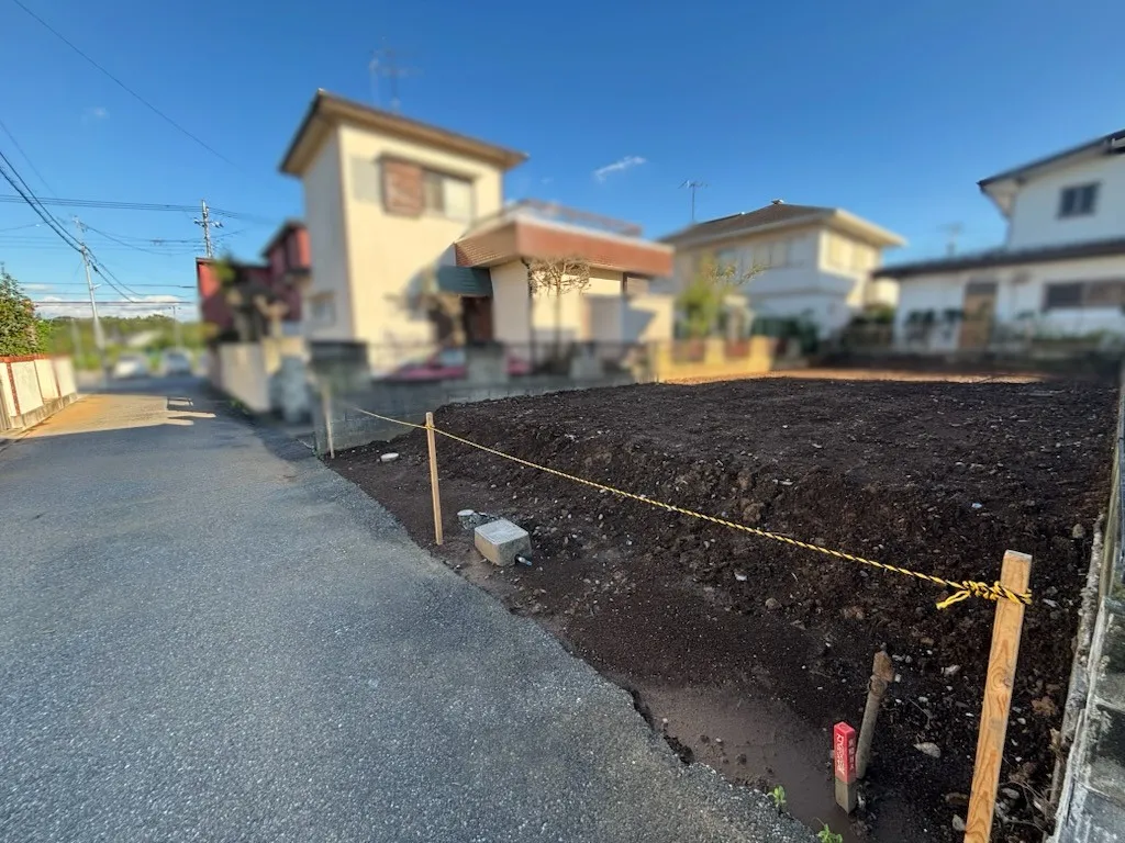 前面道路含む現地土地写真