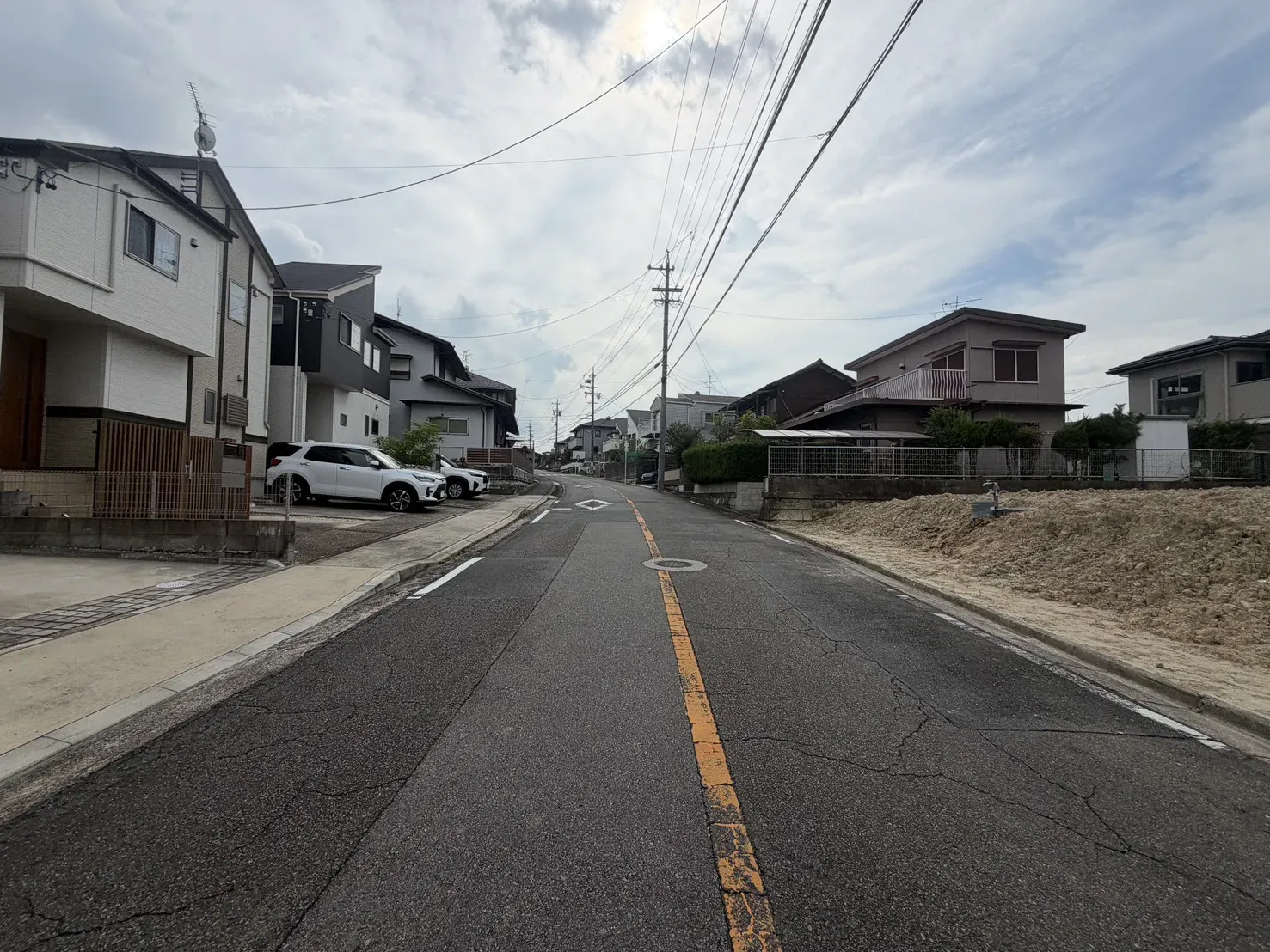 【現地写真】2026年9月25日撮影
※前面道路　約8.0m　公道　南東