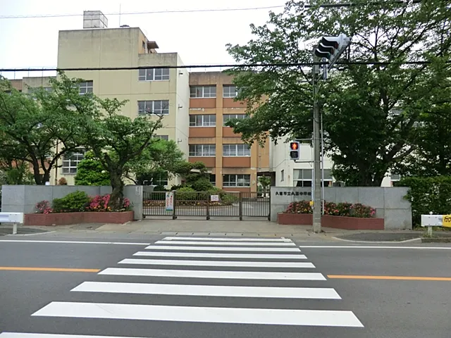 久喜中学校