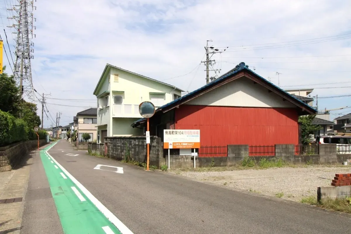 7月17日撮影 北側道路(東→西)