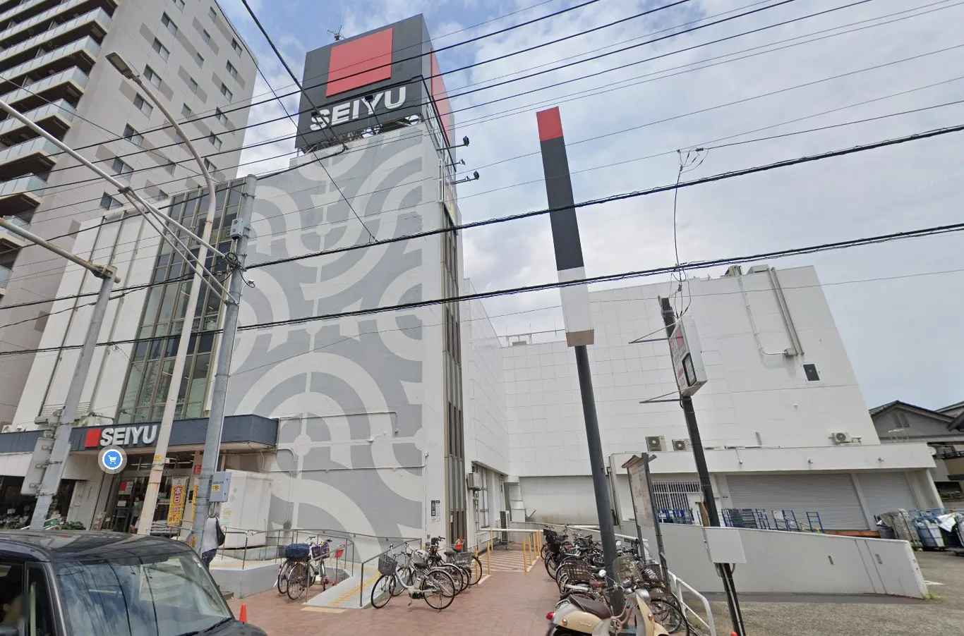 西友鳩ケ谷店