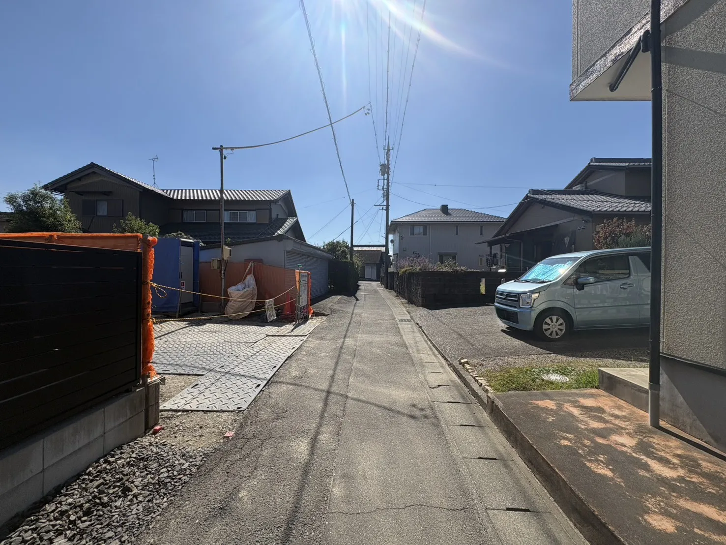 10月11日撮影 西側道路(北→南)