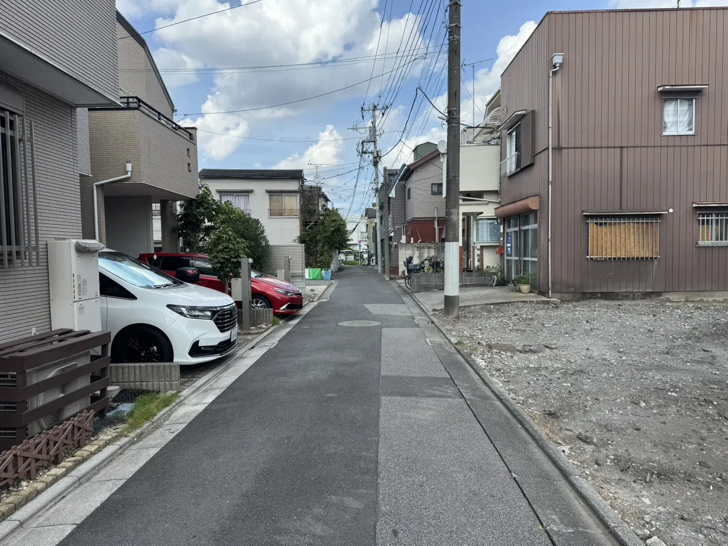 販売現地