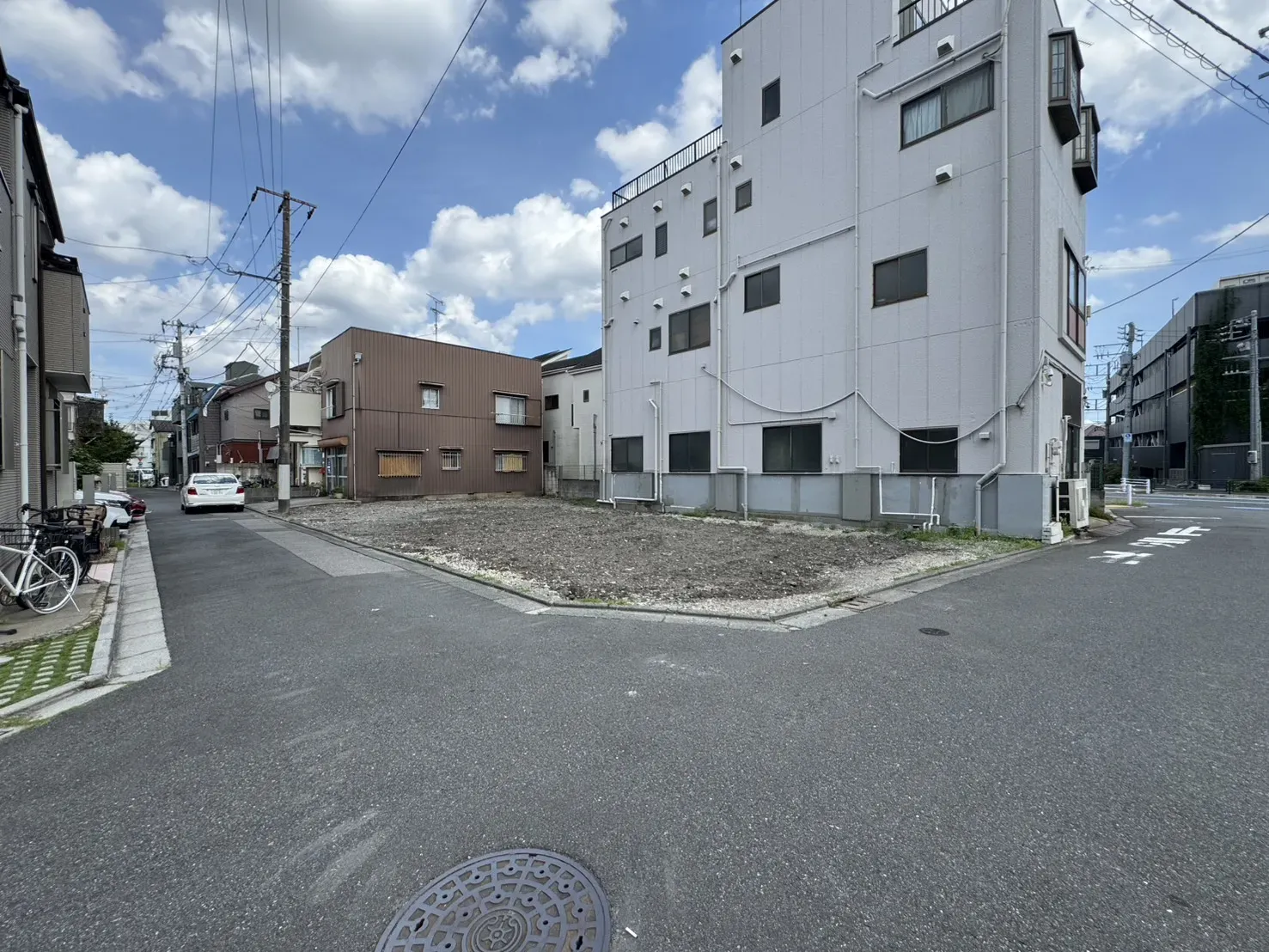 販売現地
