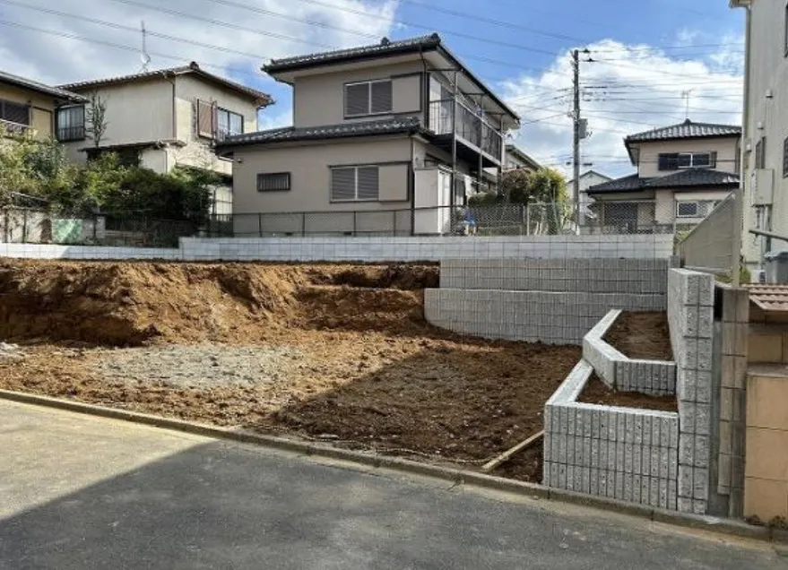 現地