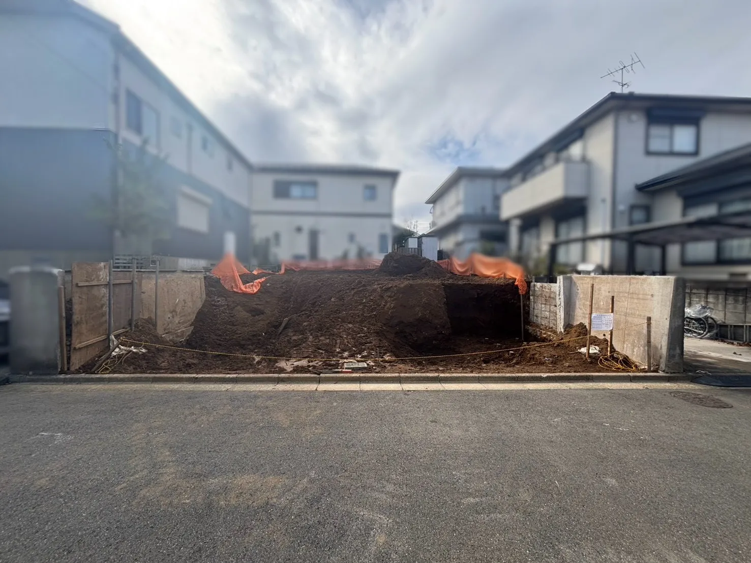 前面道路含む現地写真(10月29日撮影)