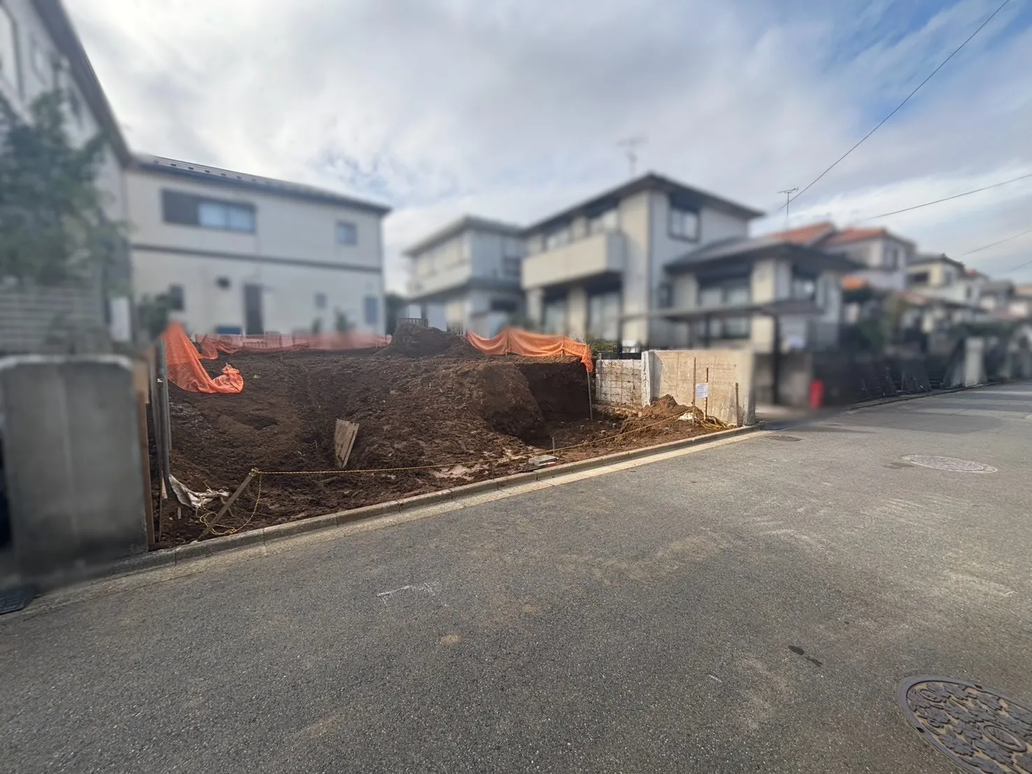 前面道路含む現地写真(10月29日撮影)