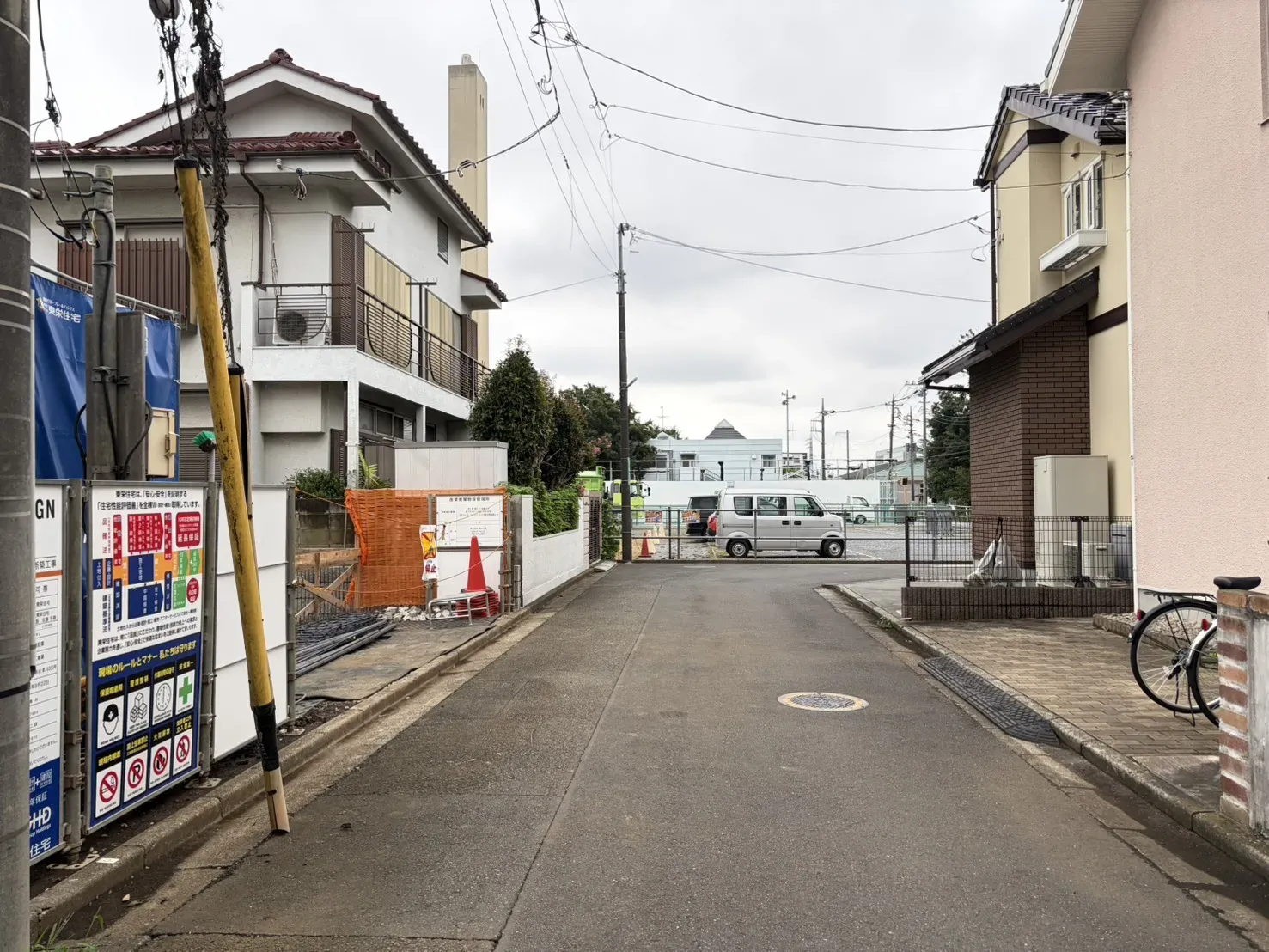 前面道路含む現地写真(9月中旬撮影)