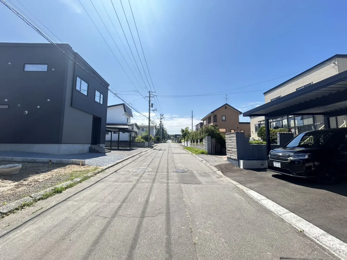 前面道路(8.0m)