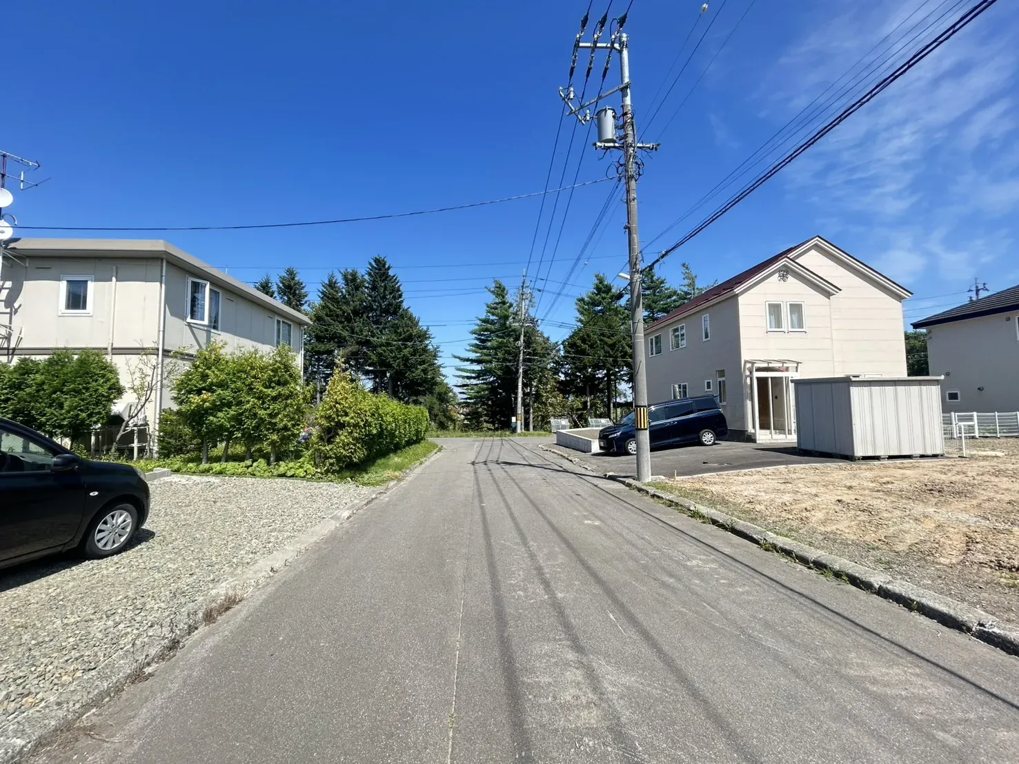 前面道路(8.0m)
