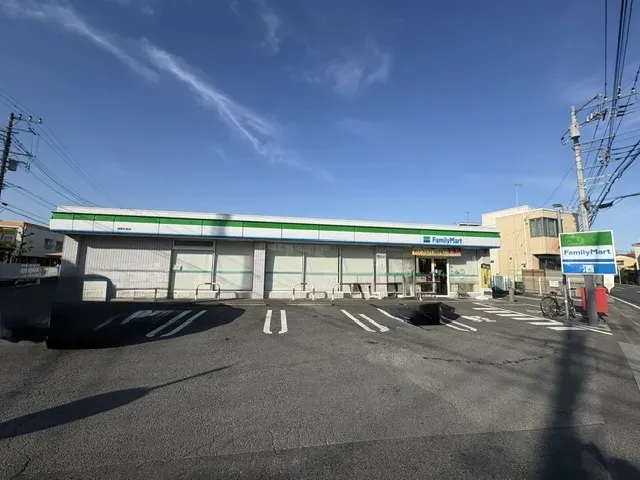 ファミリーマート湘南松尾店