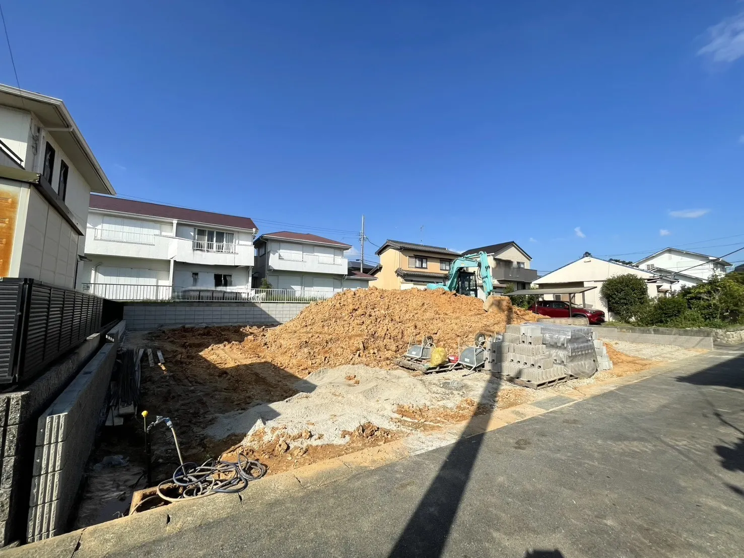 販売現地