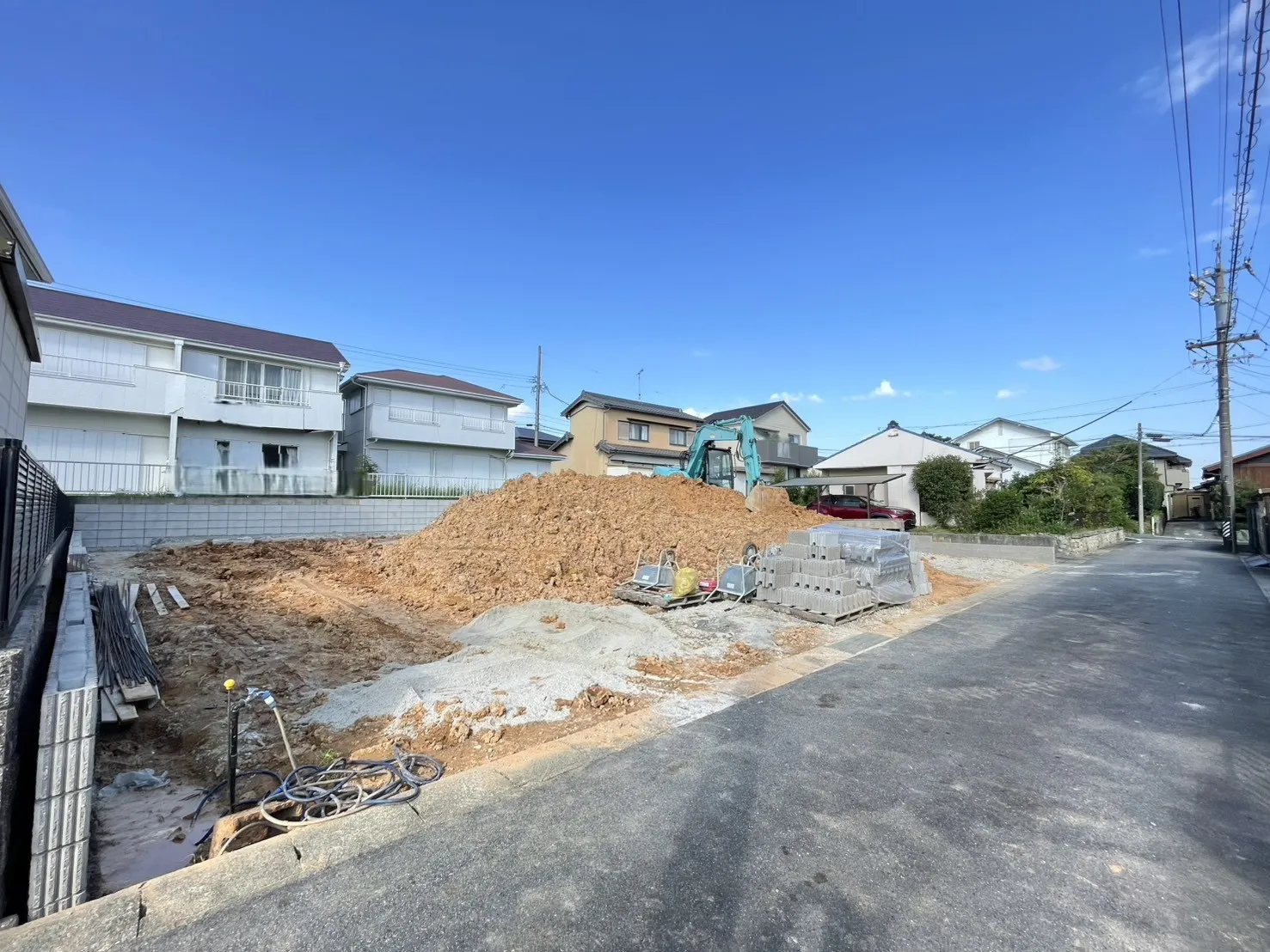販売現地