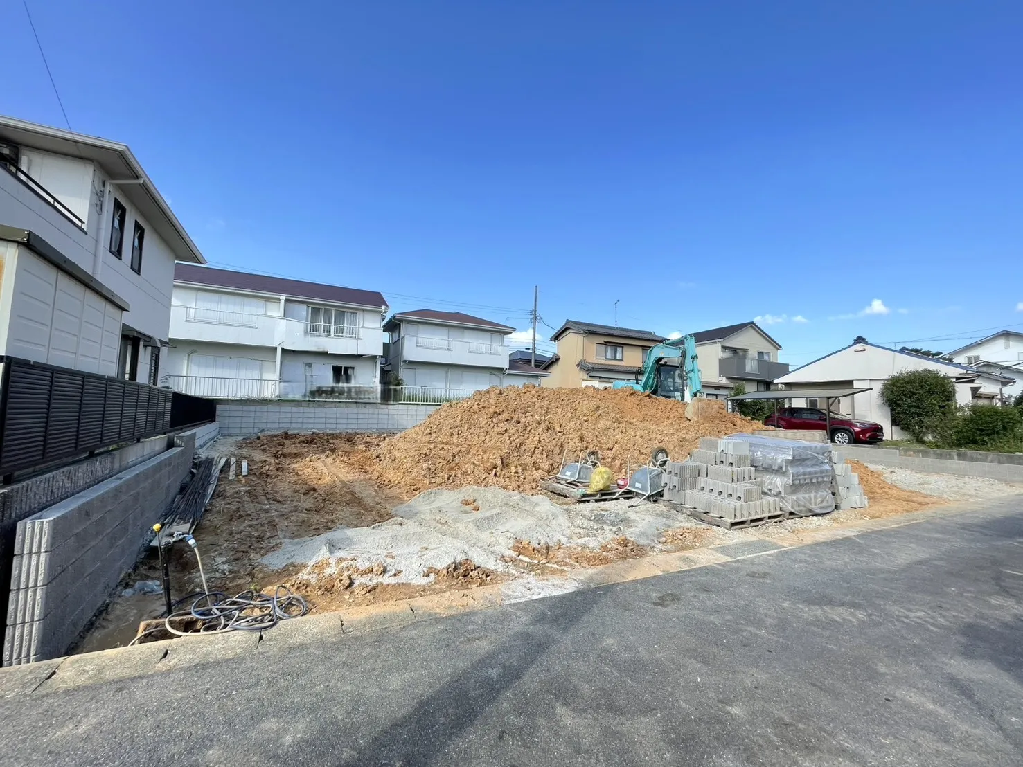 販売現地