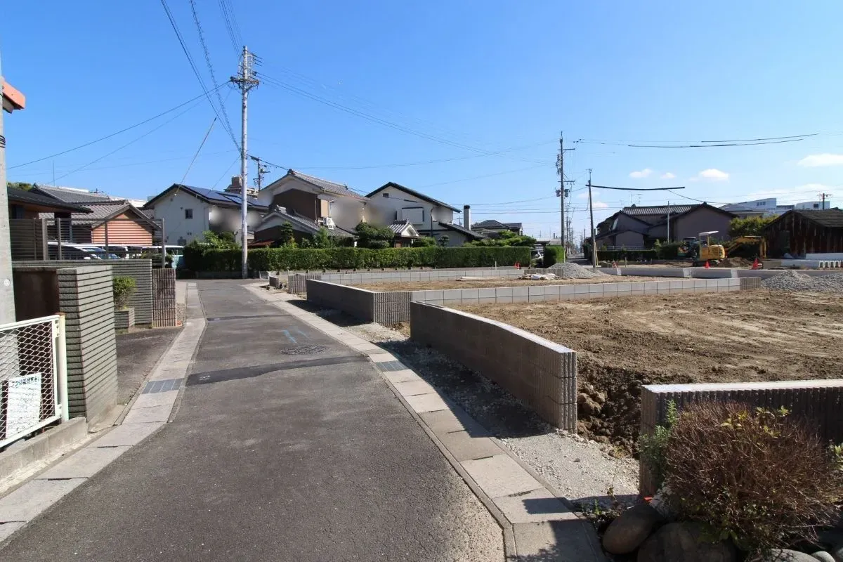 10月18日撮影　北西側道路(南西→北被害)