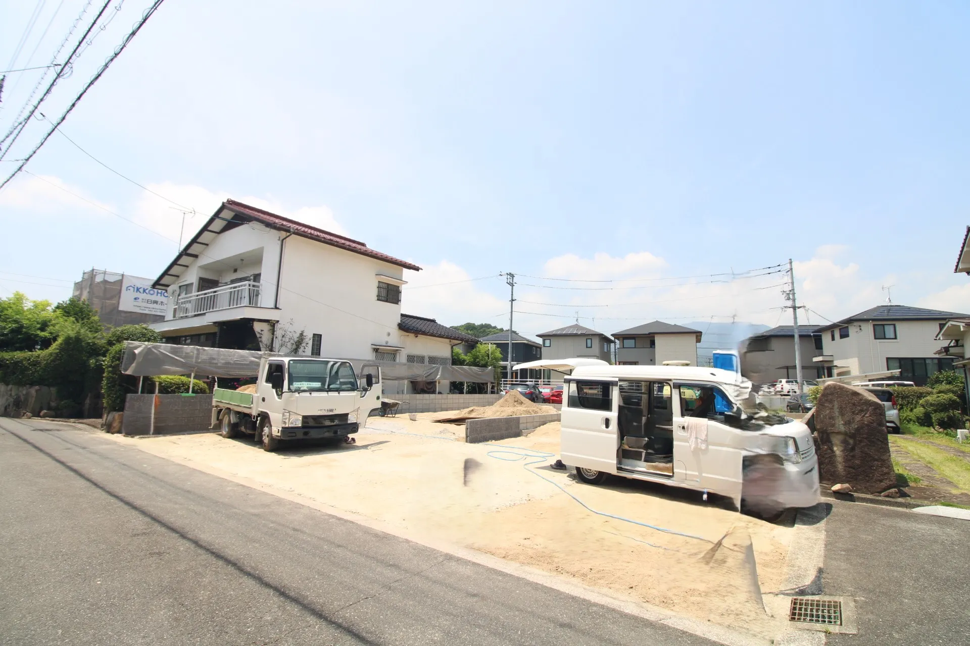 前面道路から見た宅地