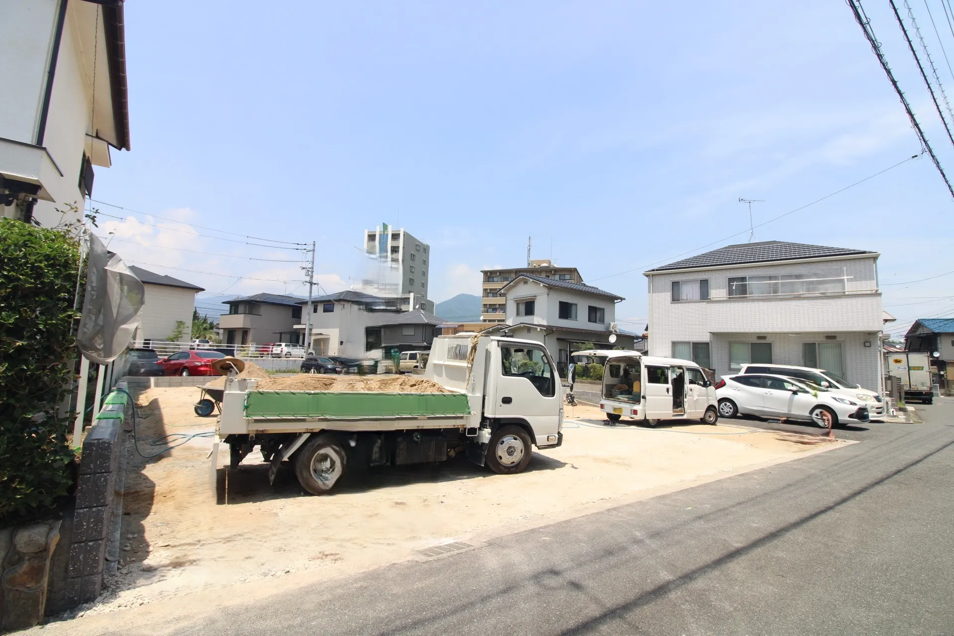 前面道路から見た宅地