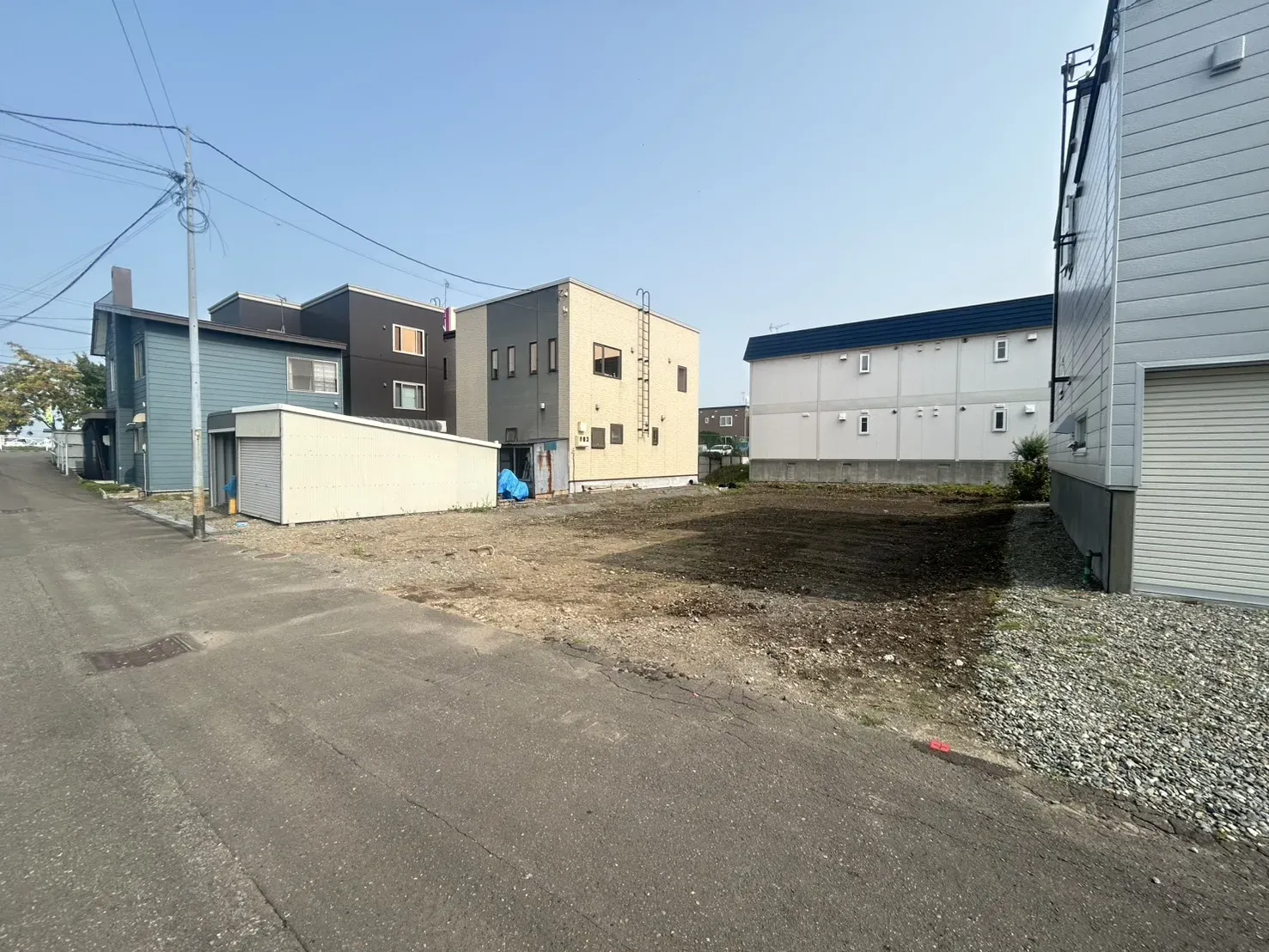 現地写真(右:1号棟、左2号棟)