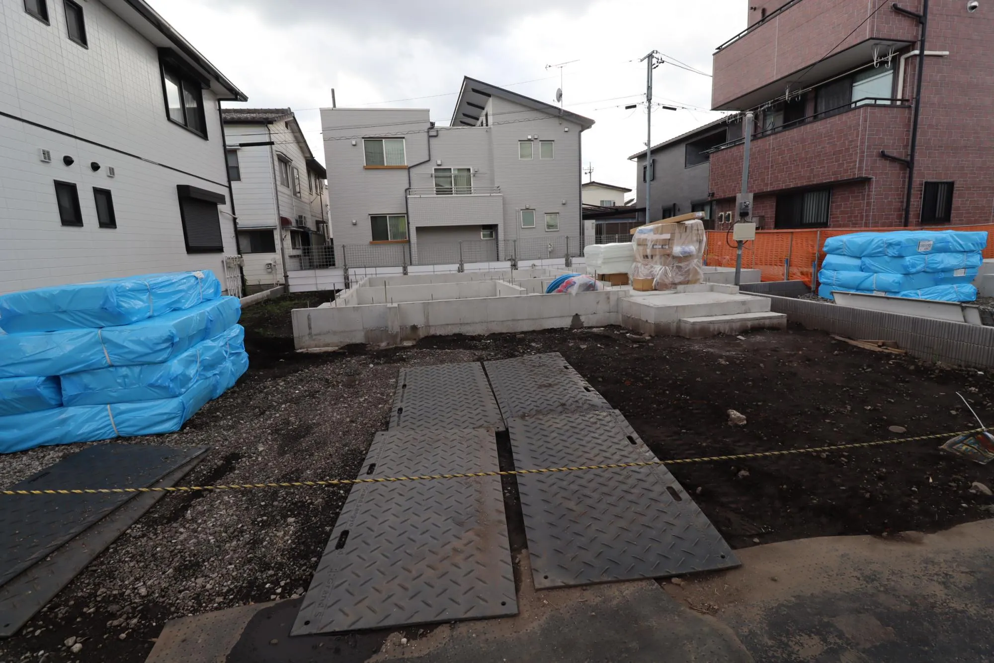 外観写真(基礎工事中)